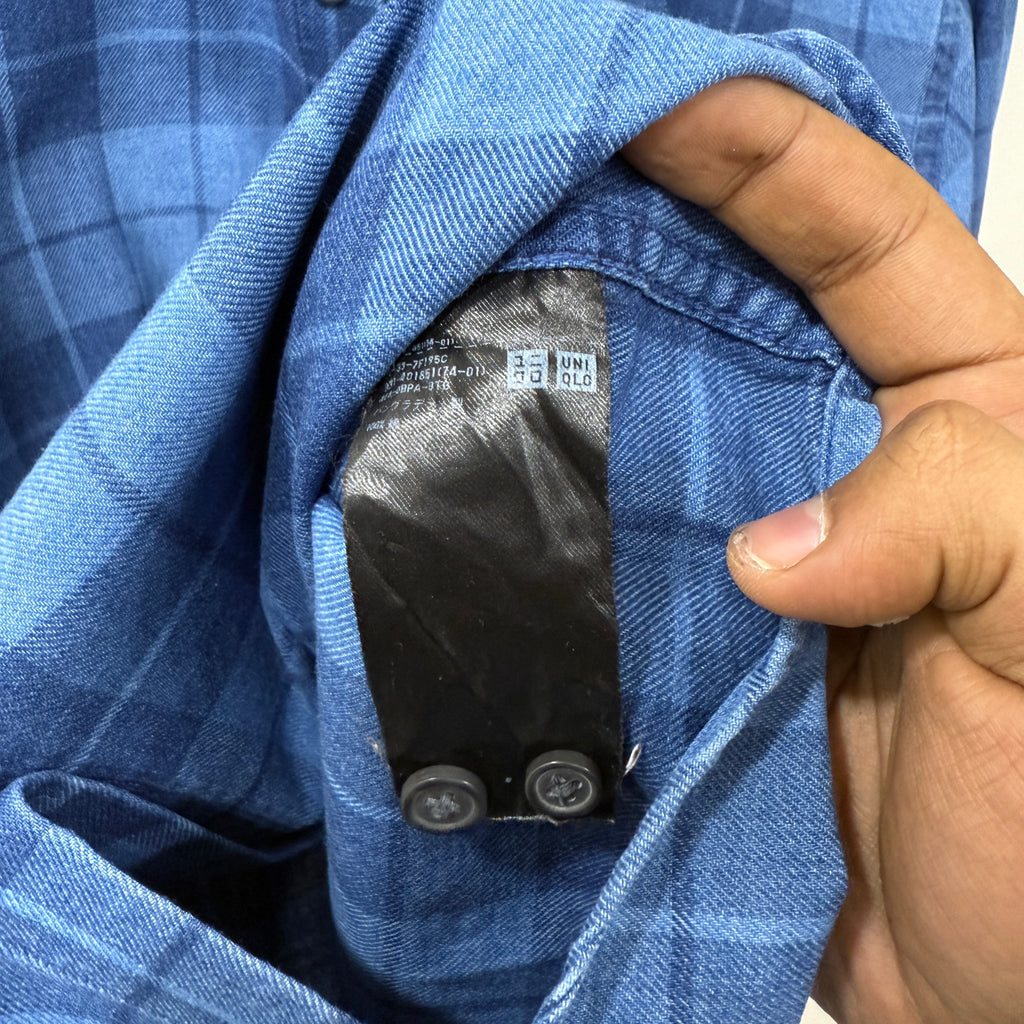 Uniqlo checkered shirt