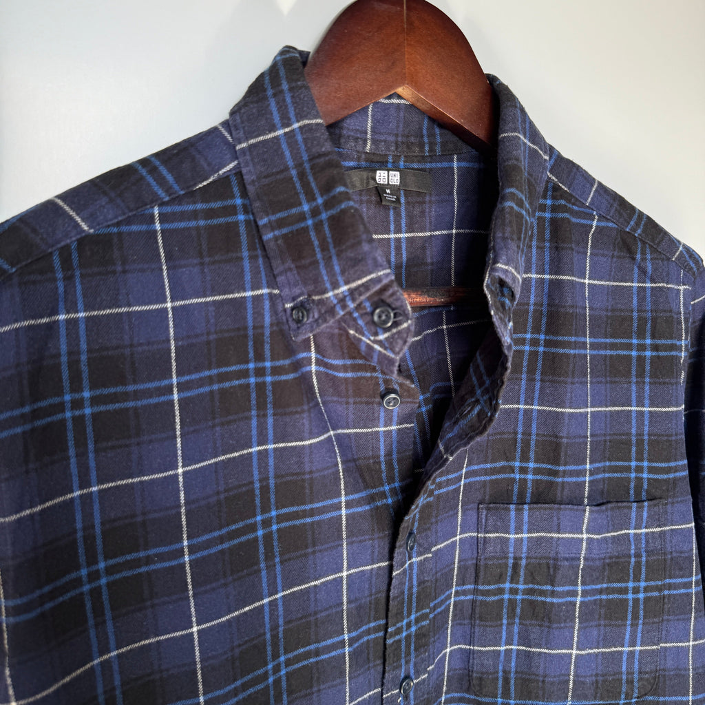 Uniqlo checkered shirt