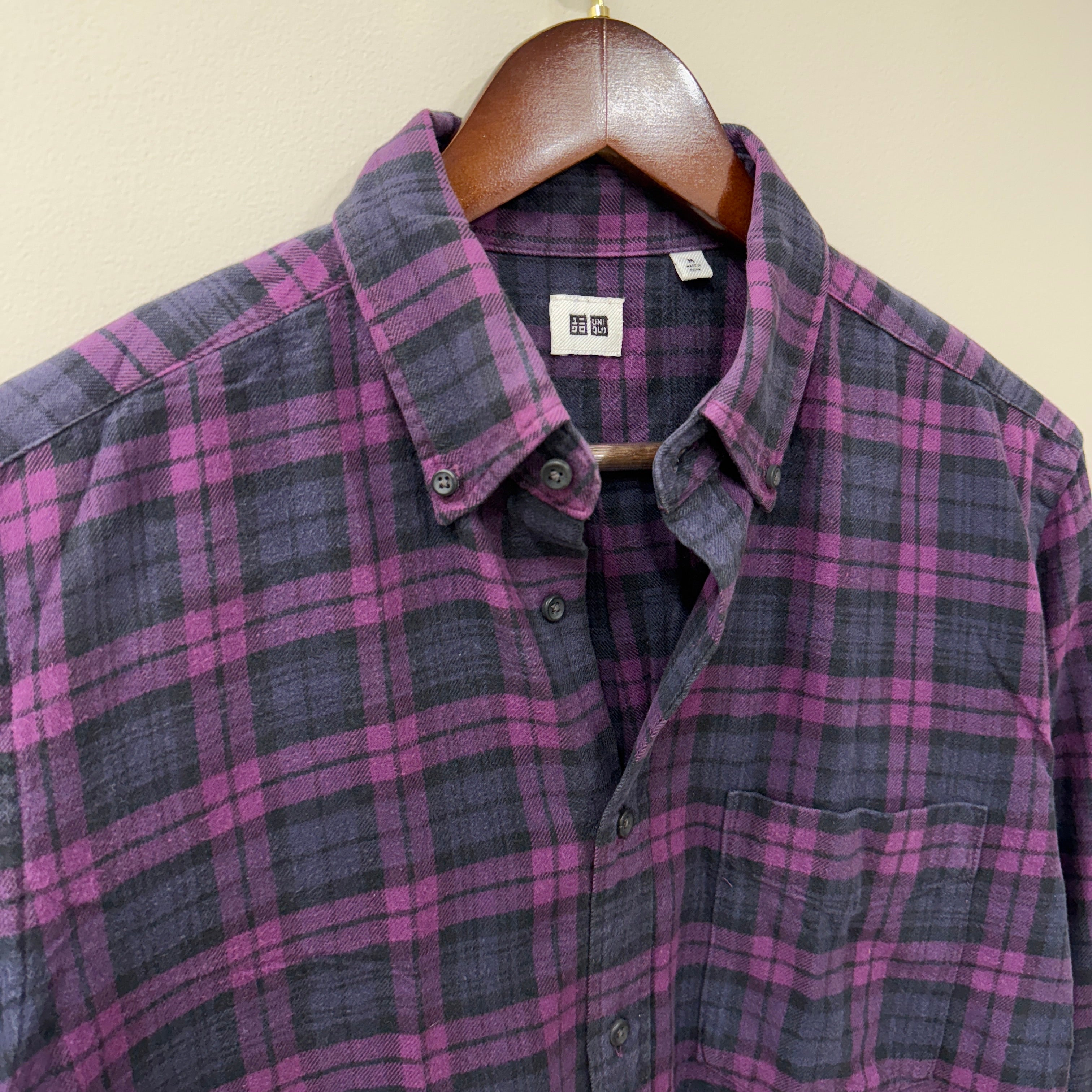 Uniqlo checkered shirt