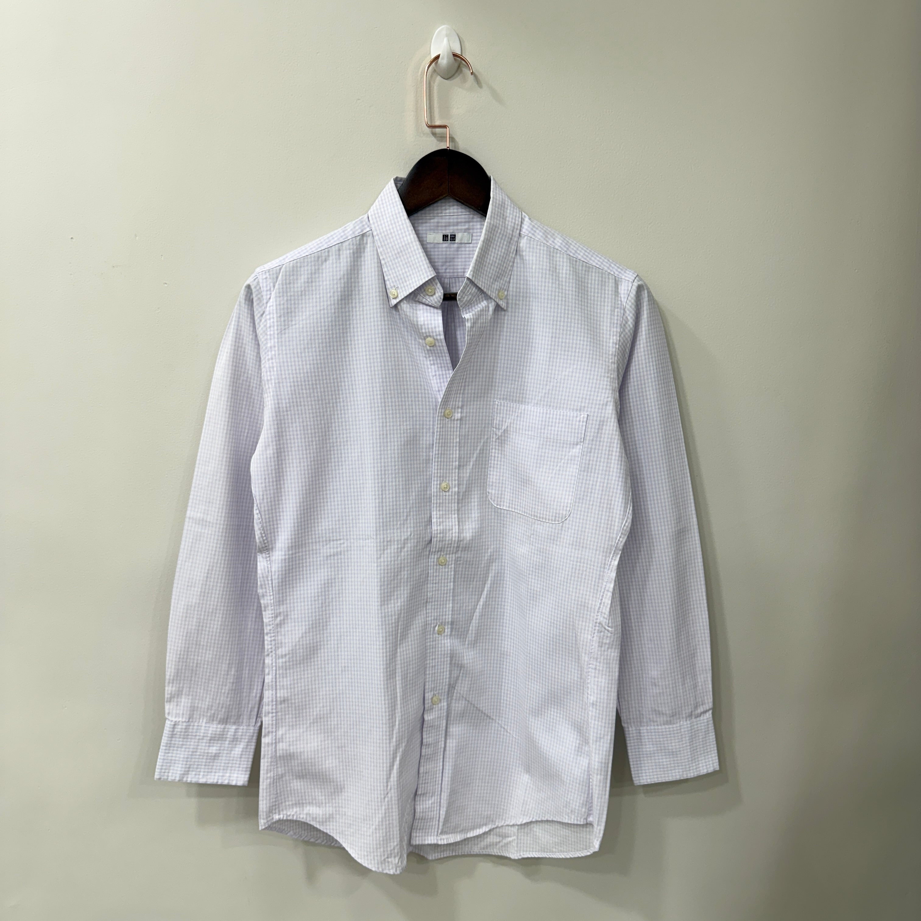 Uniqlo checkered shirt