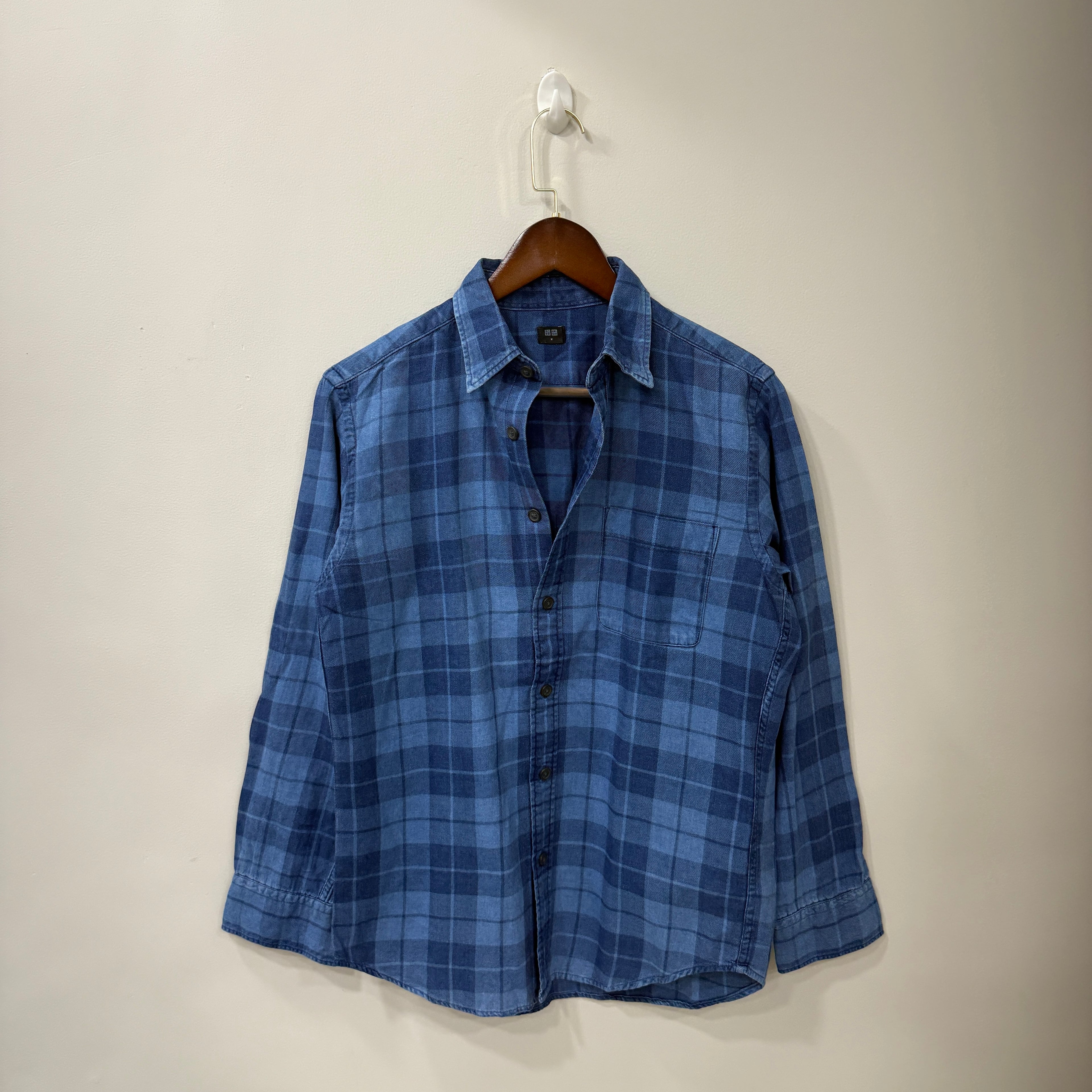 Uniqlo checkered shirt
