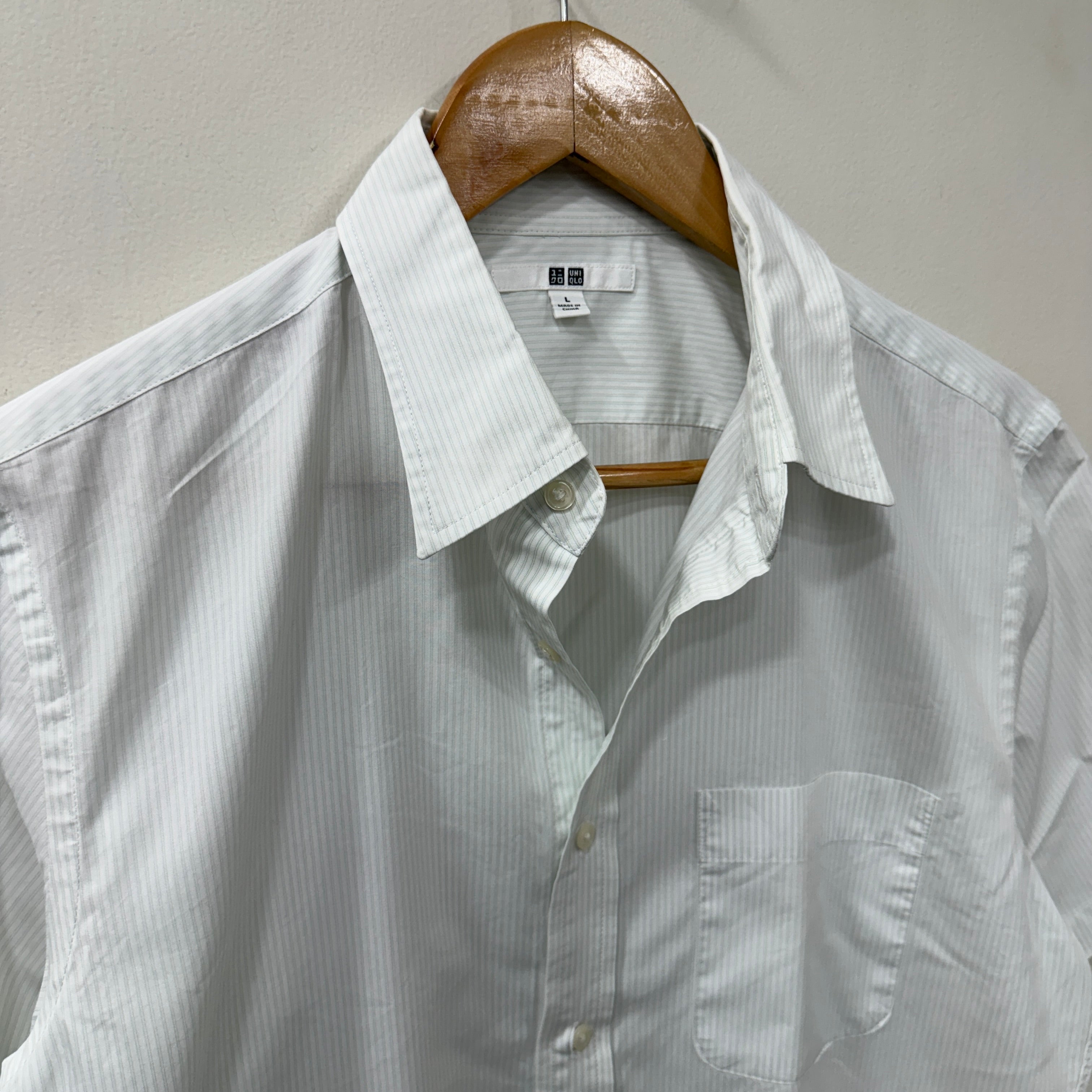 Uniqlo half sleeve shirt