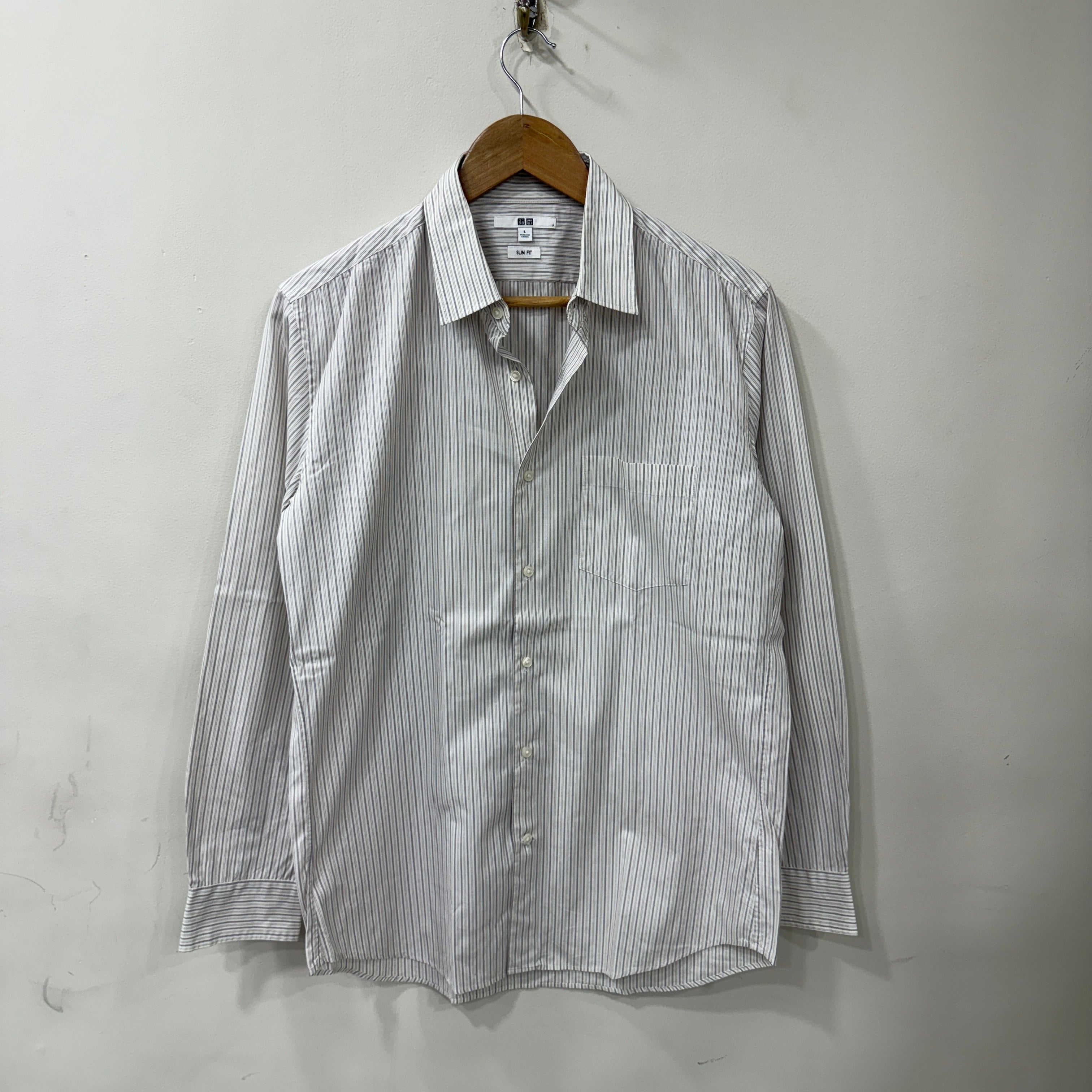 Uniqlo stripes shirt