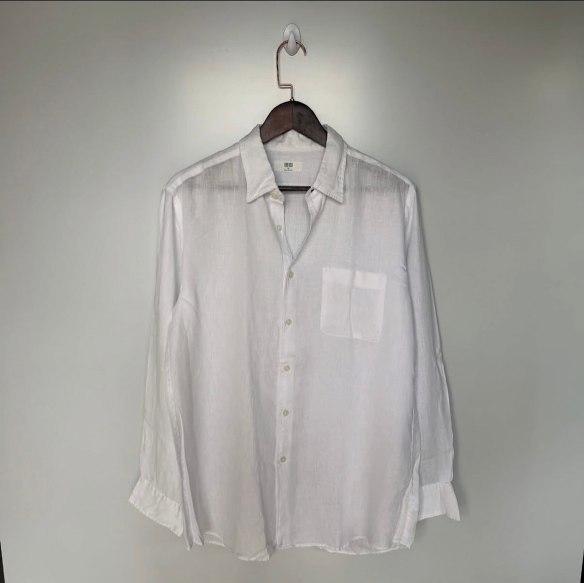 Uniqlo 100% linen white shirt-xl