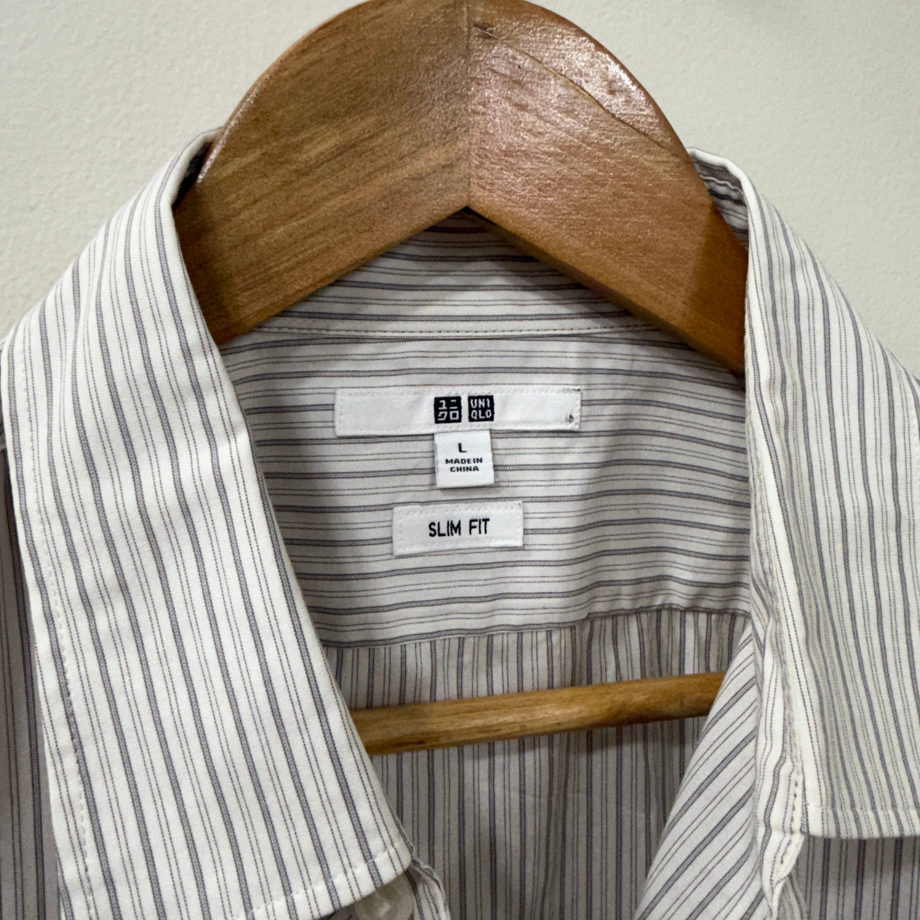 Uniqlo stripes shirt