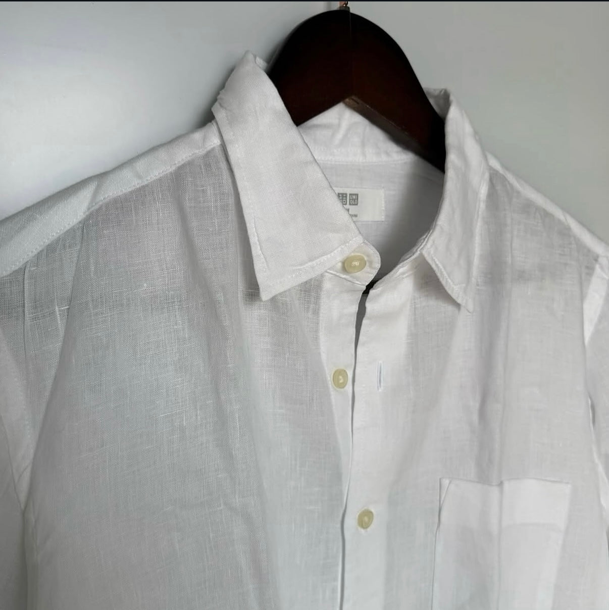 Uniqlo 100% linen white shirt-M