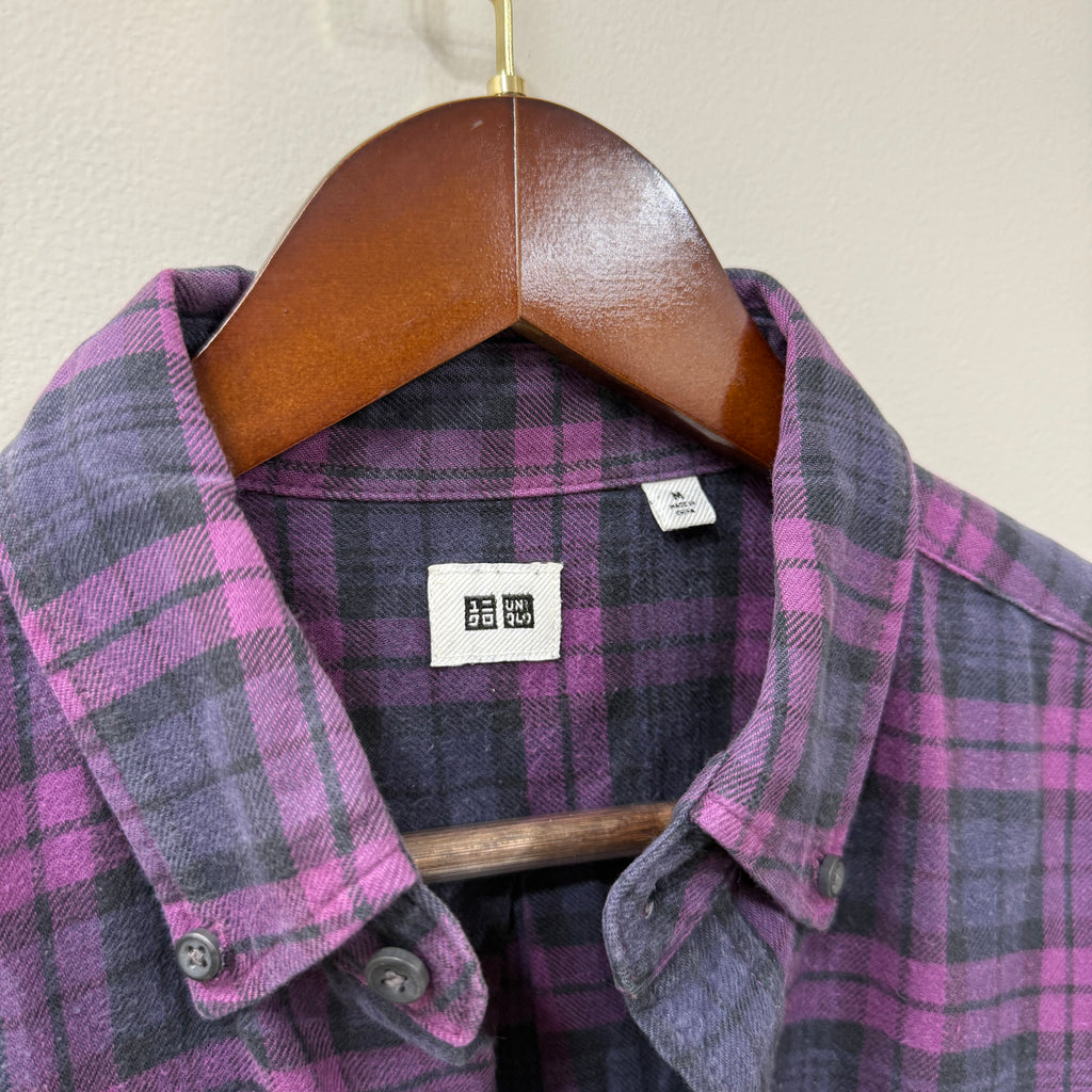 Uniqlo checkered shirt