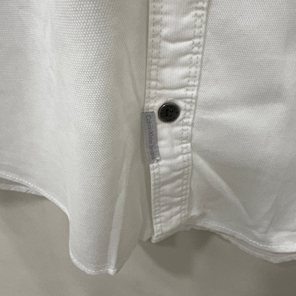 Calvin Klein white solid shirt
