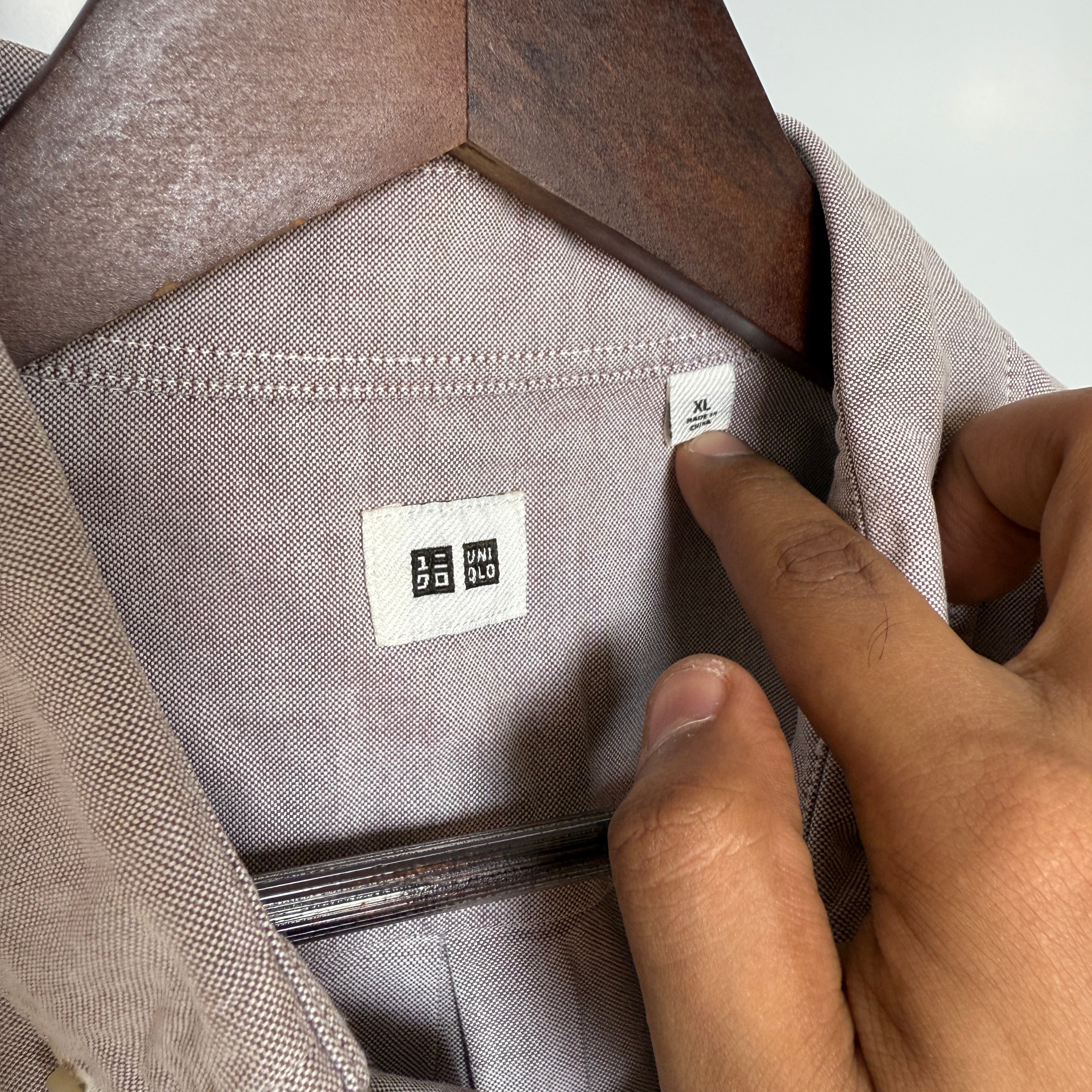 Uniqlo solid shirt