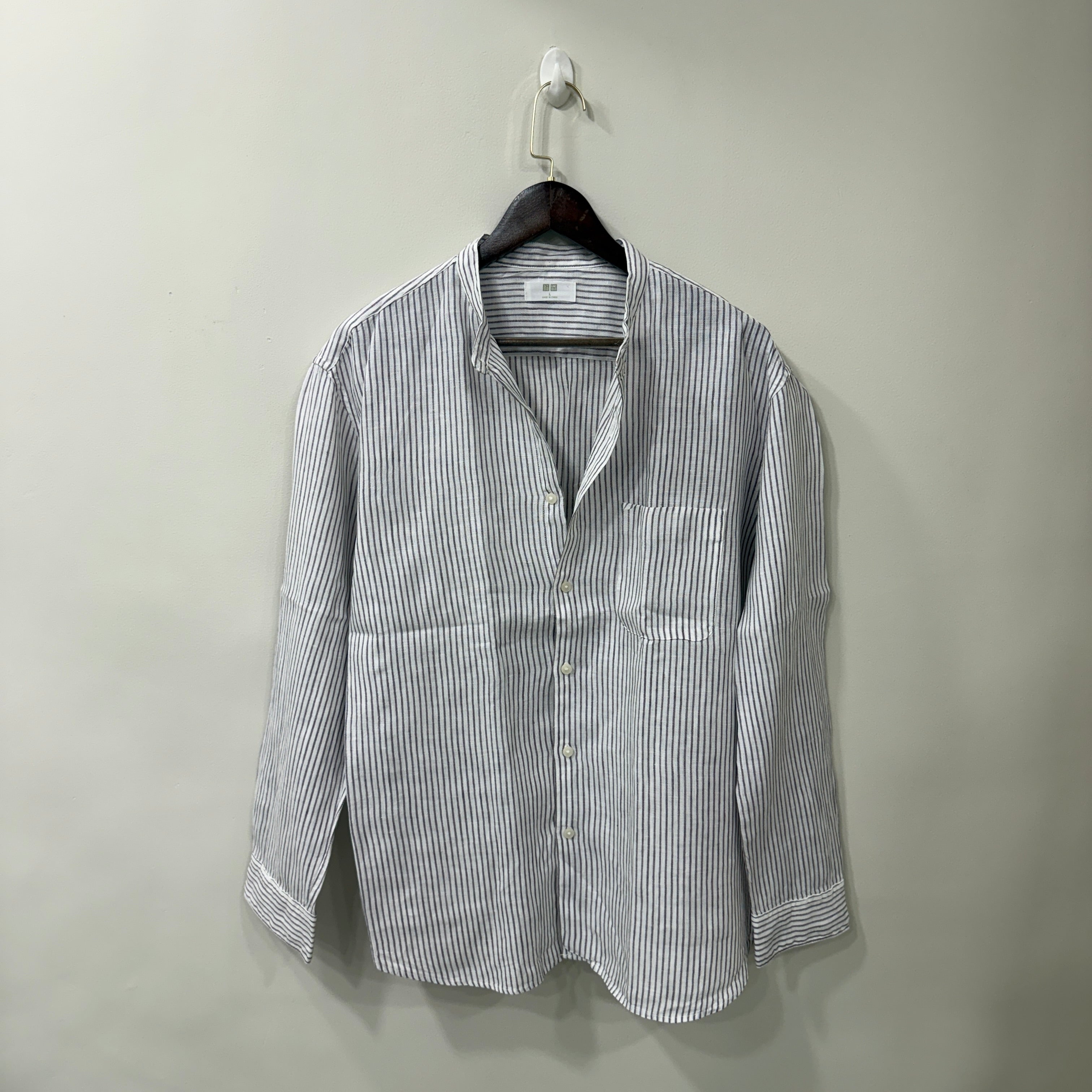 Uniqlo linen Stripes shirt