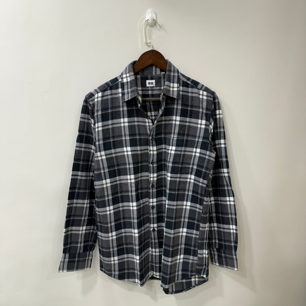 Uniqlo checkered shirt