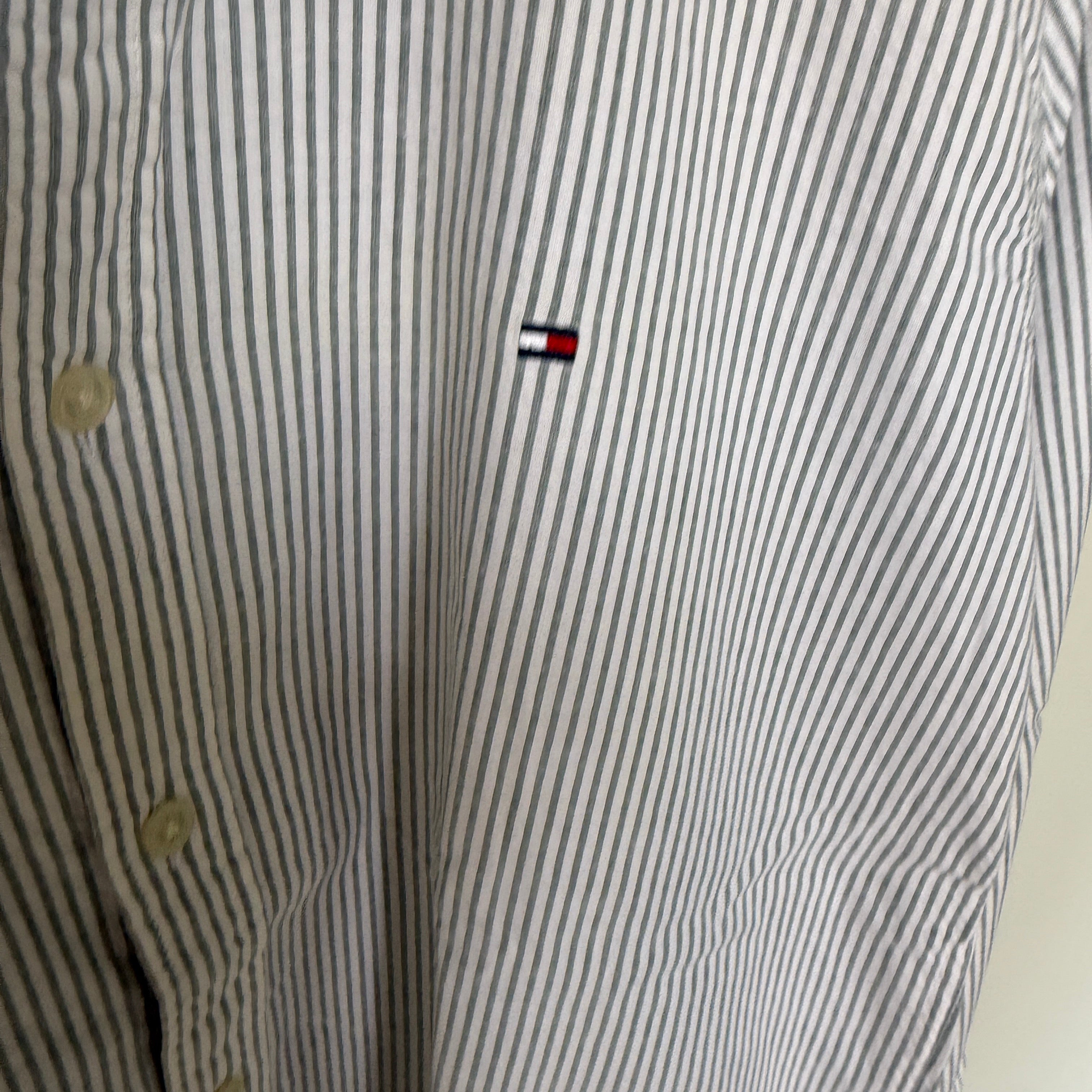 Tommy Hilfiger stripes