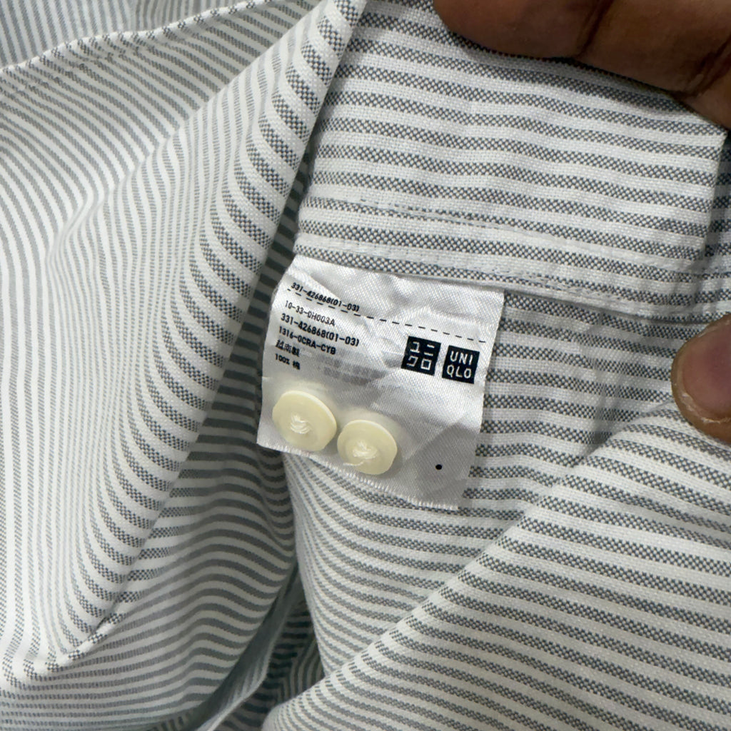 Uniqlo grey stripes Oxford button down shirt