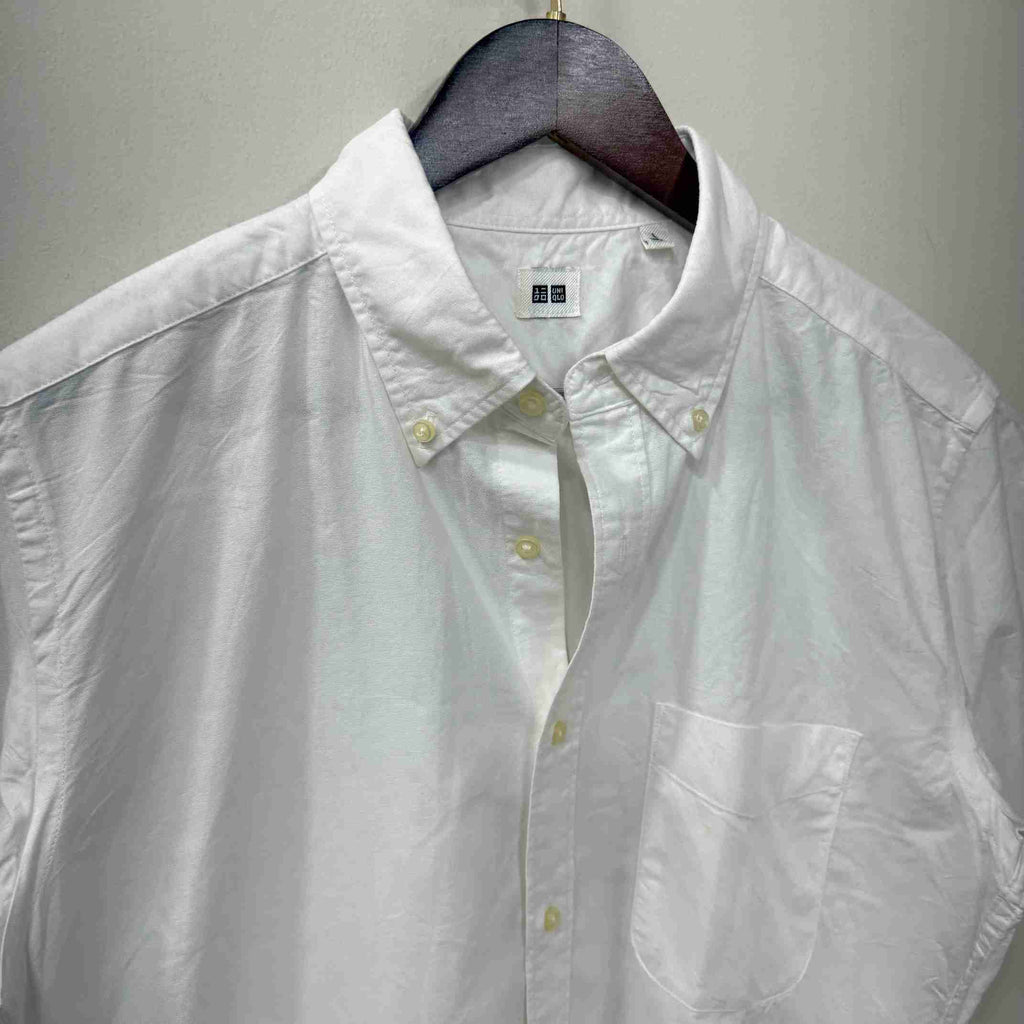 Uniqlo white oxford half sleeve shirt