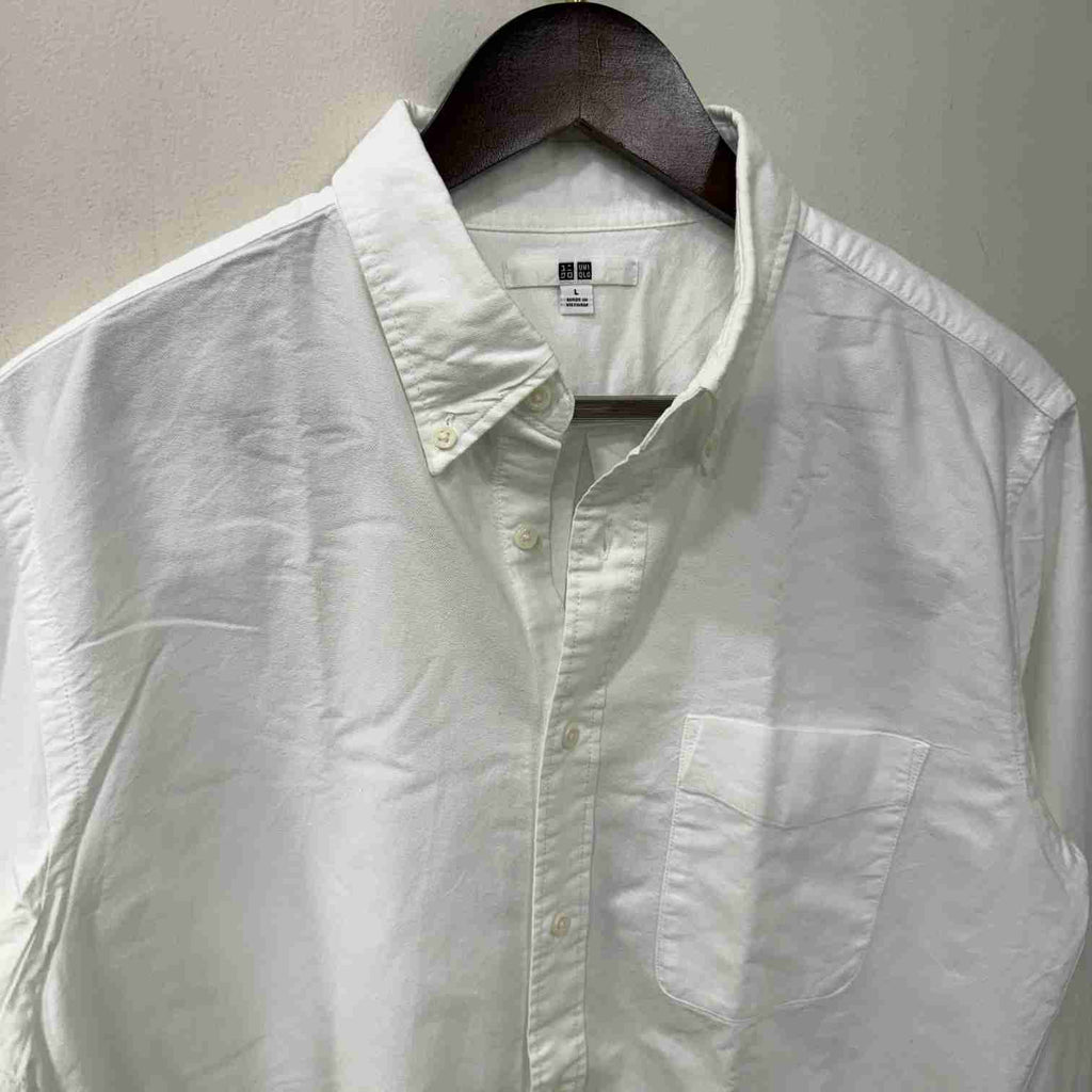 Uniqlo button down oxford shirt