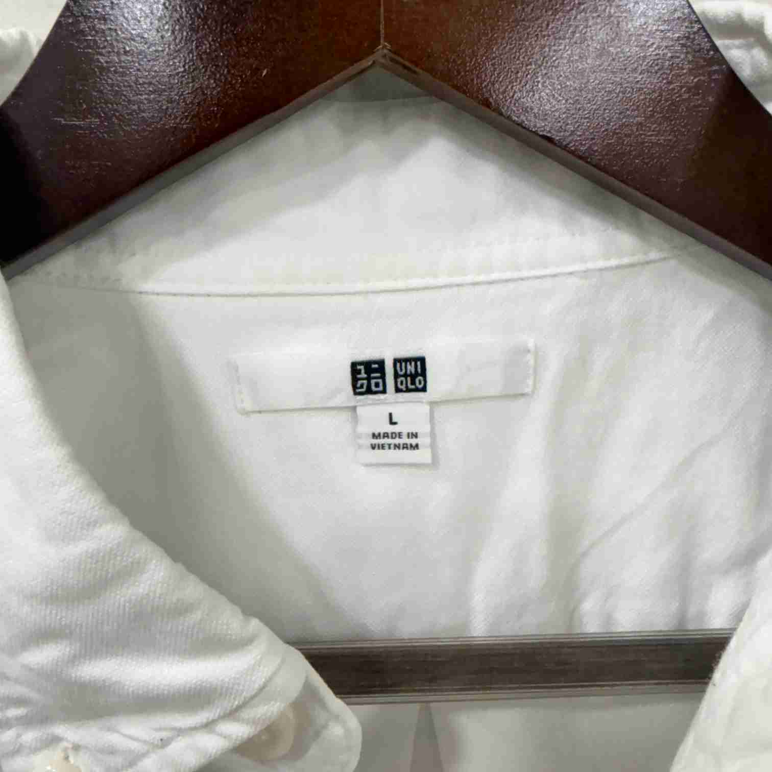 Uniqlo button down oxford shirt