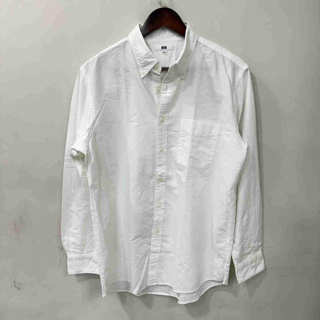 Uniqlo button down oxford shirt