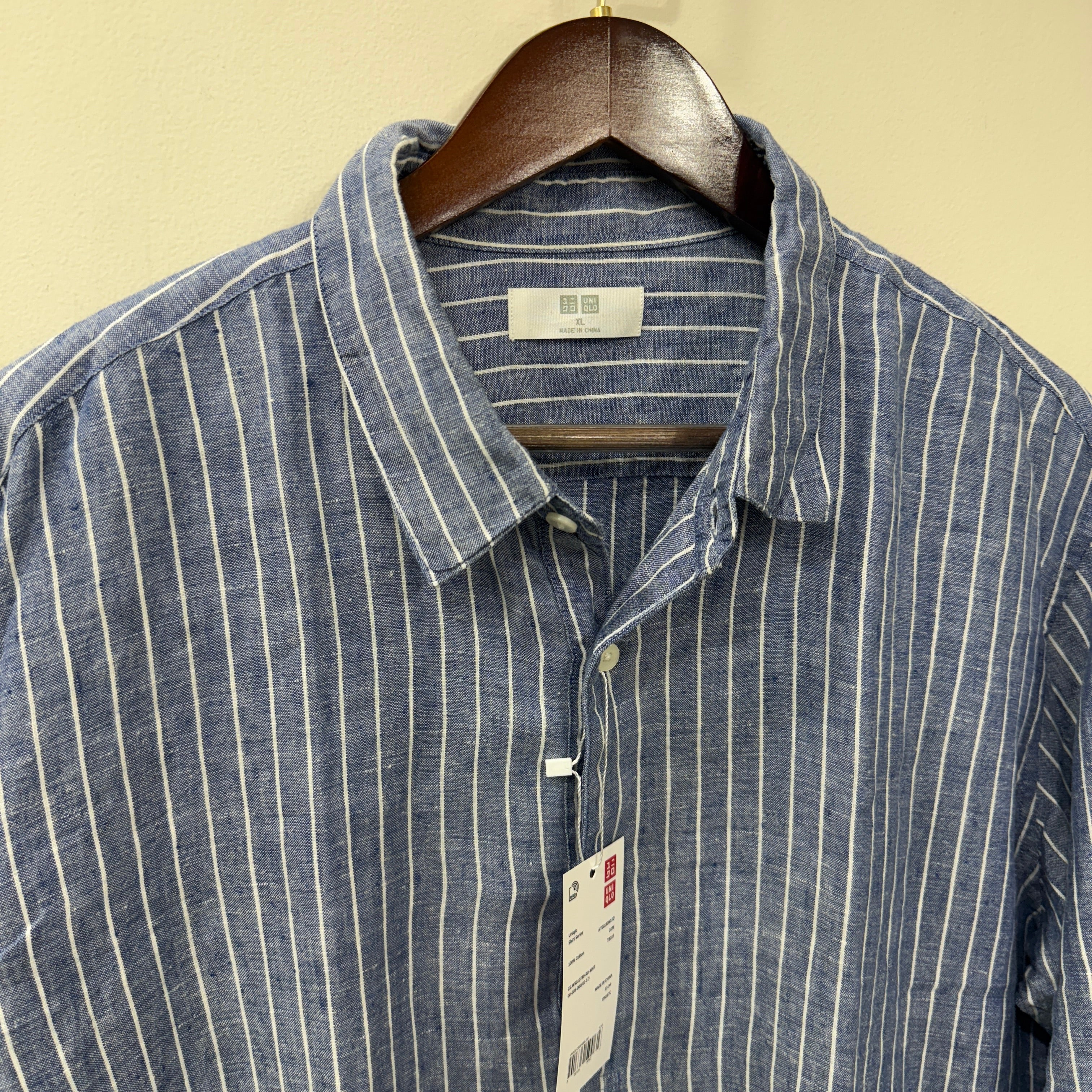 Uniqlo linen stripes shirt