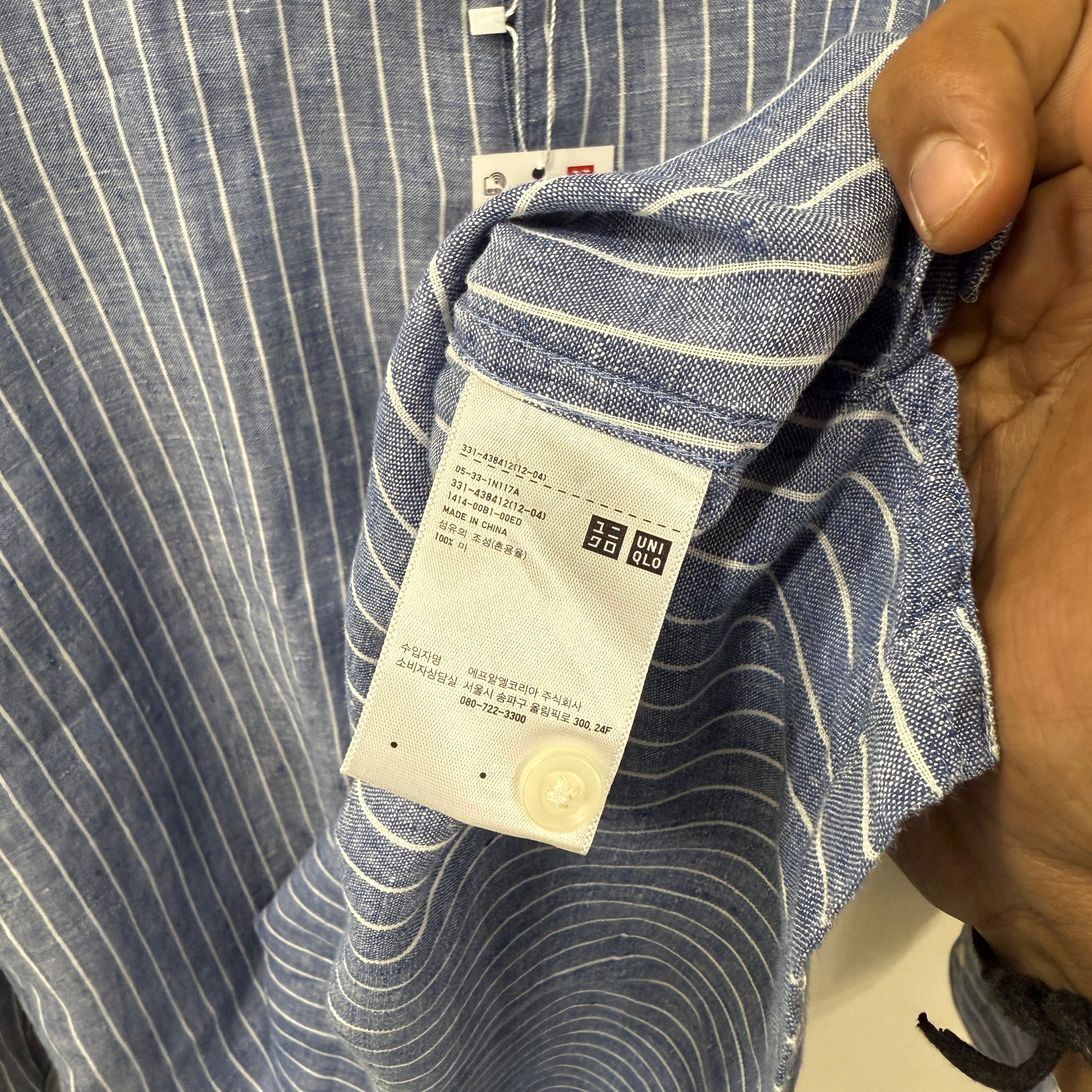 Uniqlo linen stripes shirt