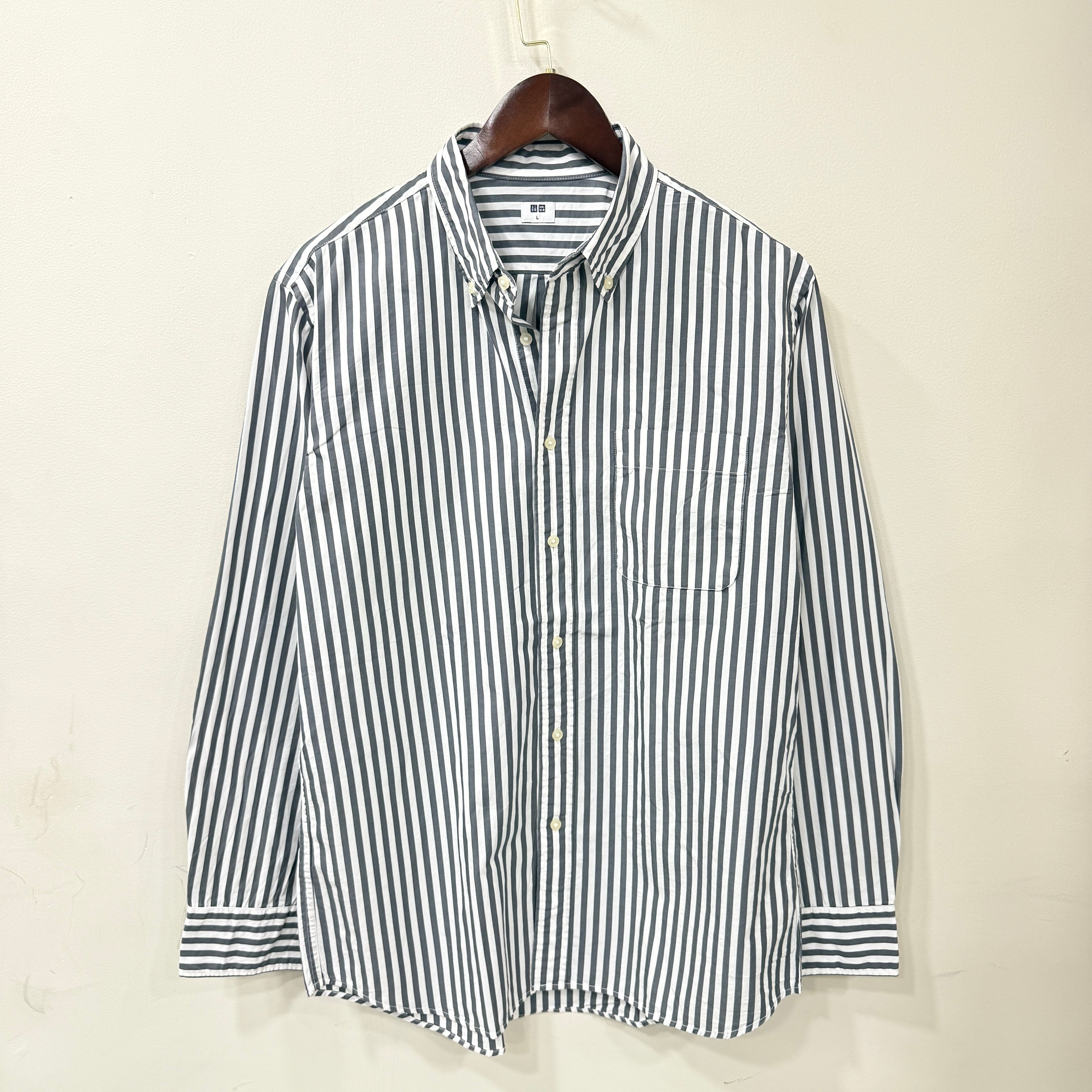 Uniqlo stripes shirt