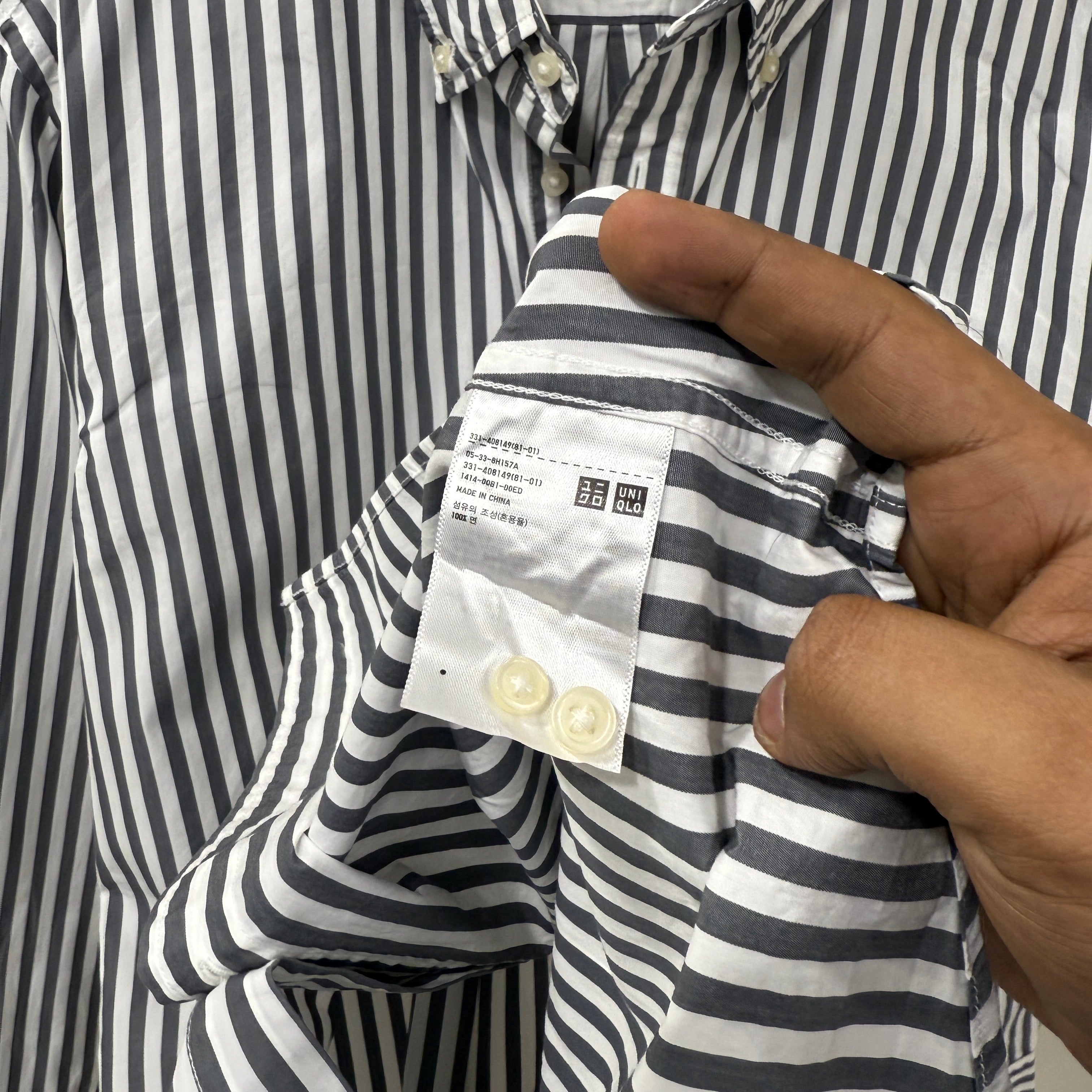 Uniqlo stripes shirt