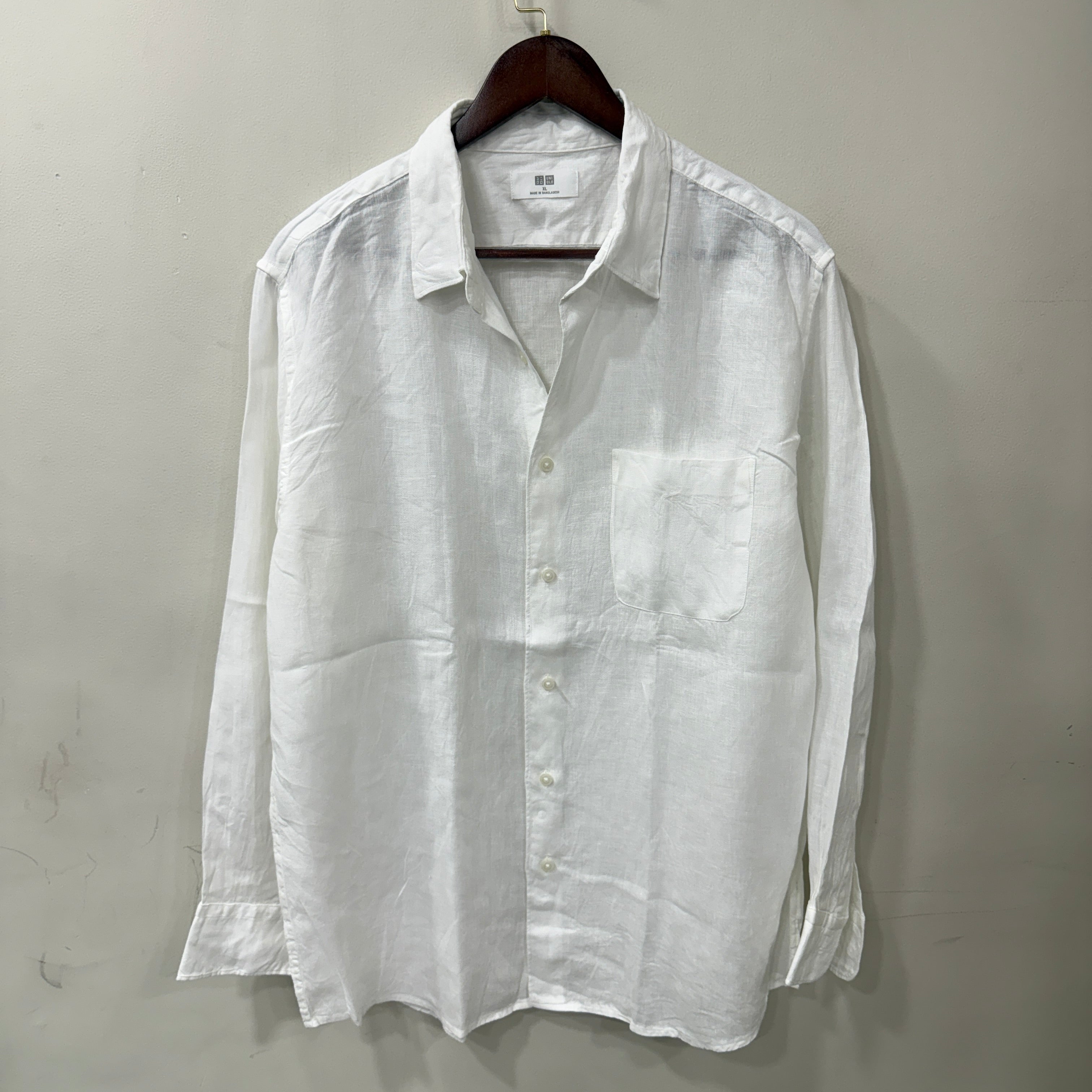 Uniqlo 100% white linen shirt