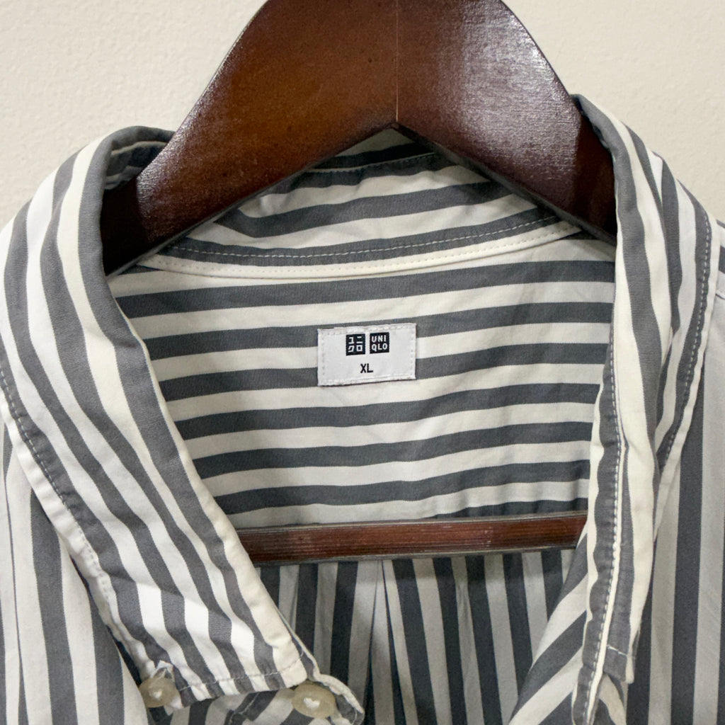Uniqlo stripes shirt