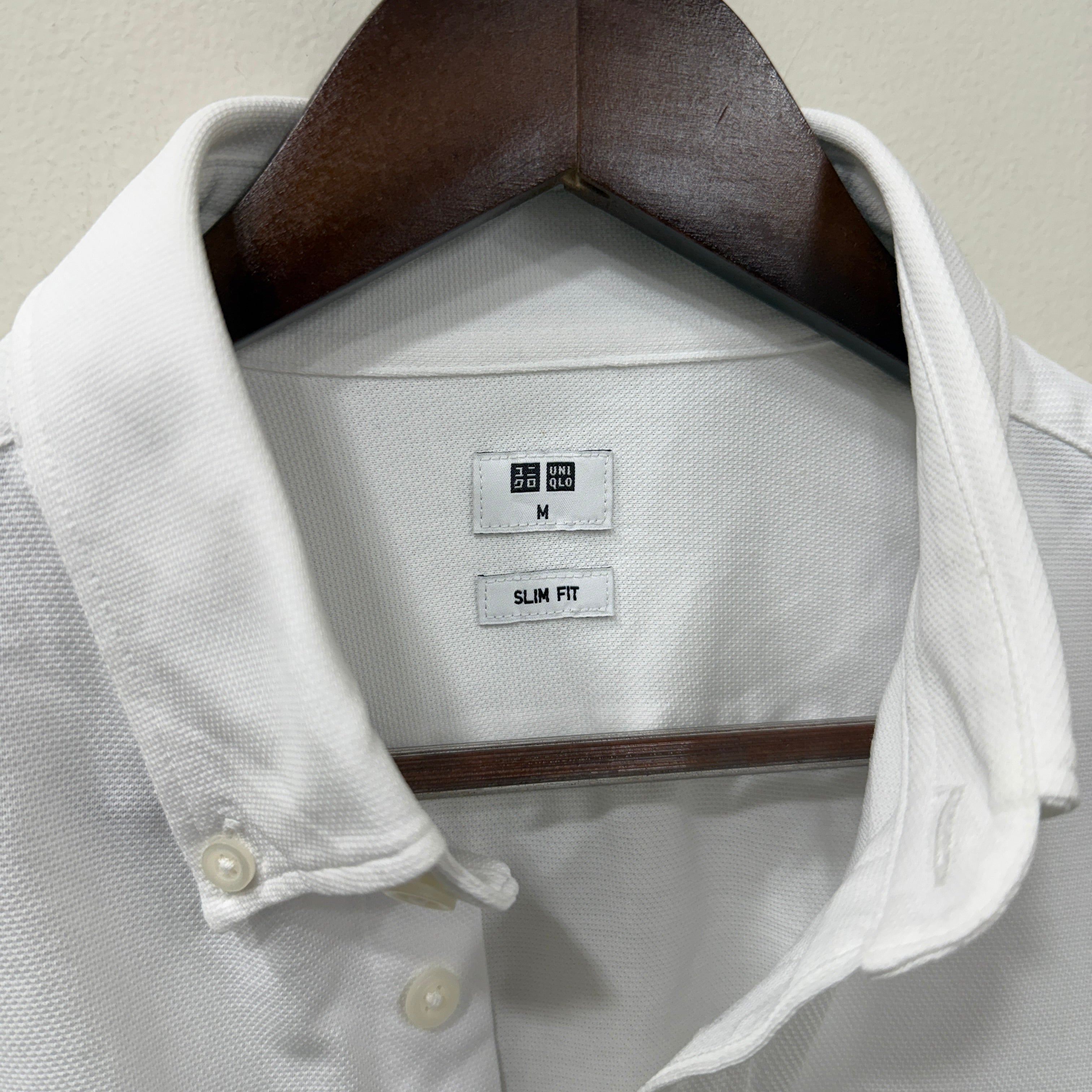 Uniqlo white slim fit premium shirt