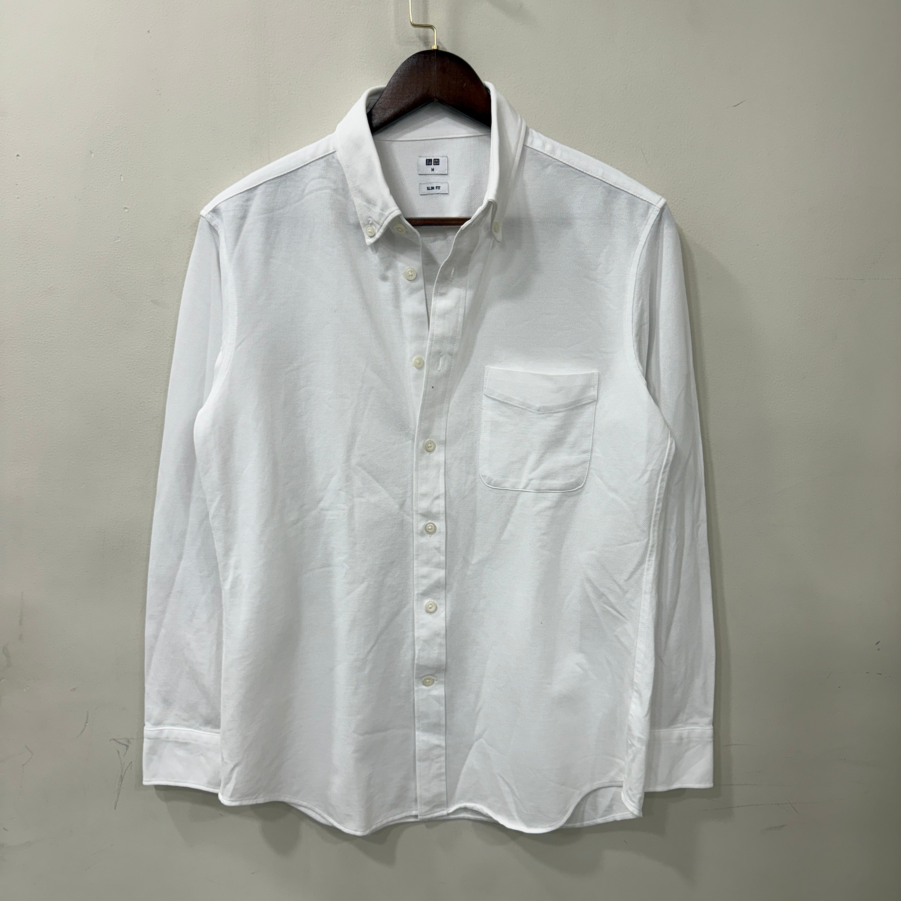 Uniqlo white slim fit premium shirt