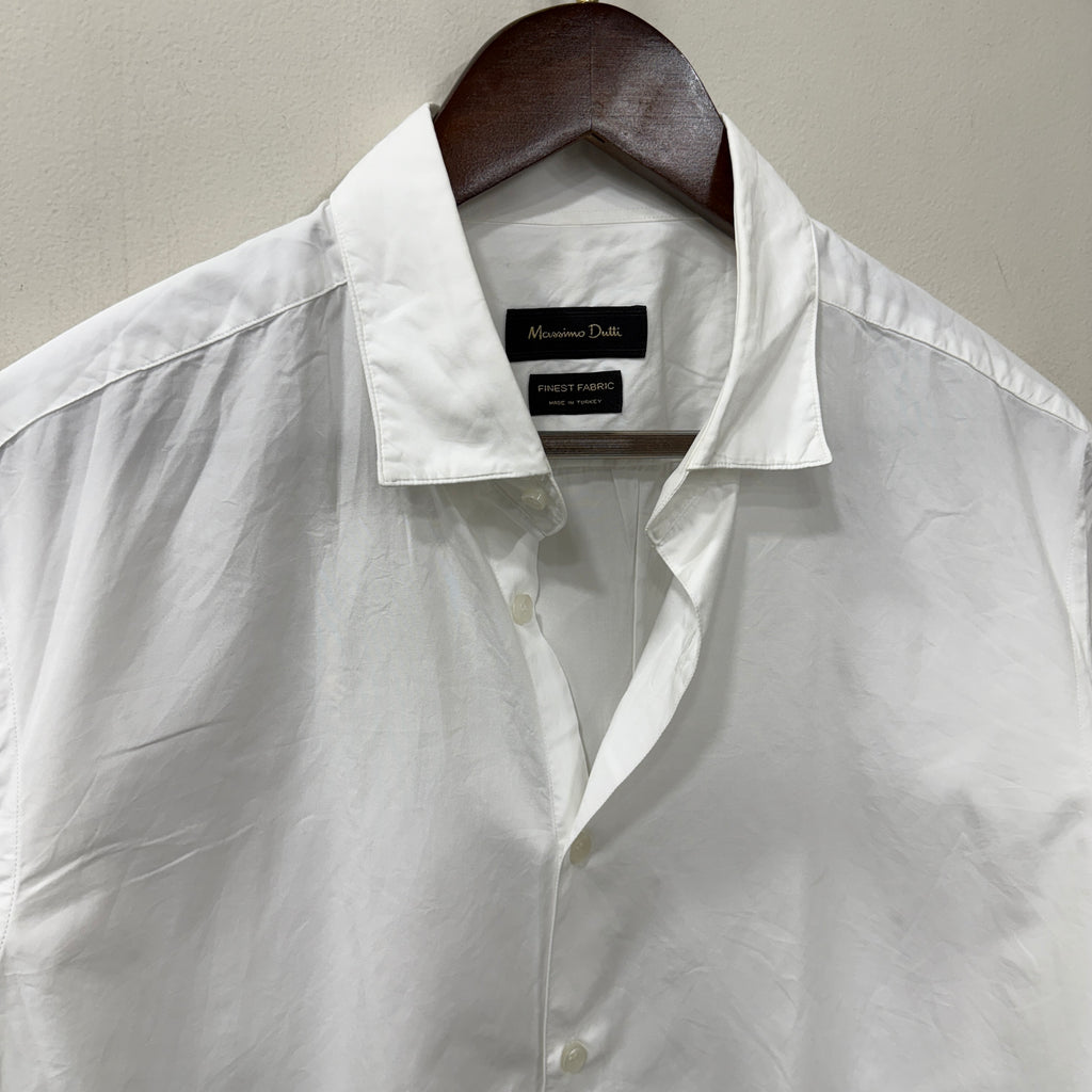 Mossimo Dutti White solid shirt