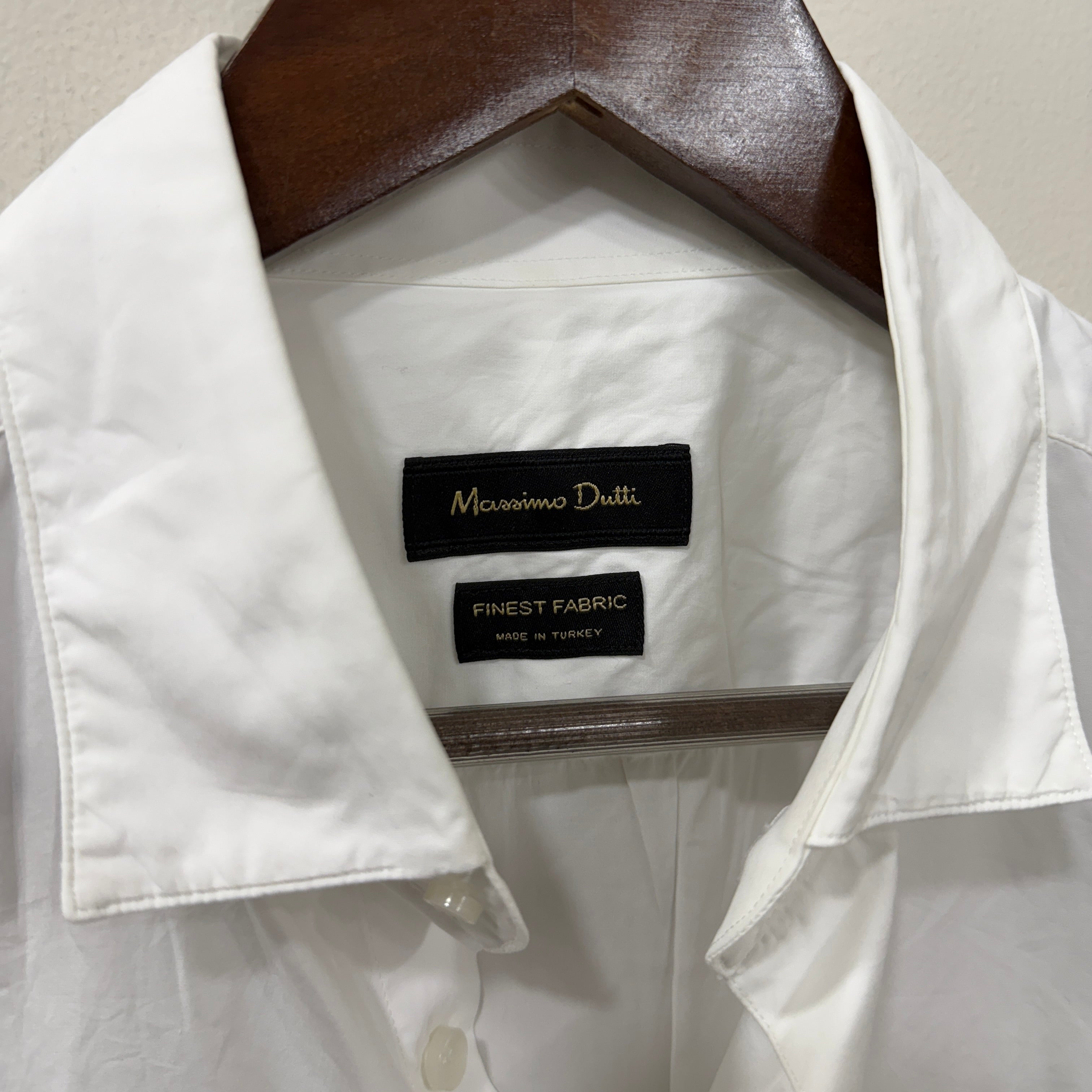 Mossimo Dutti White solid shirt