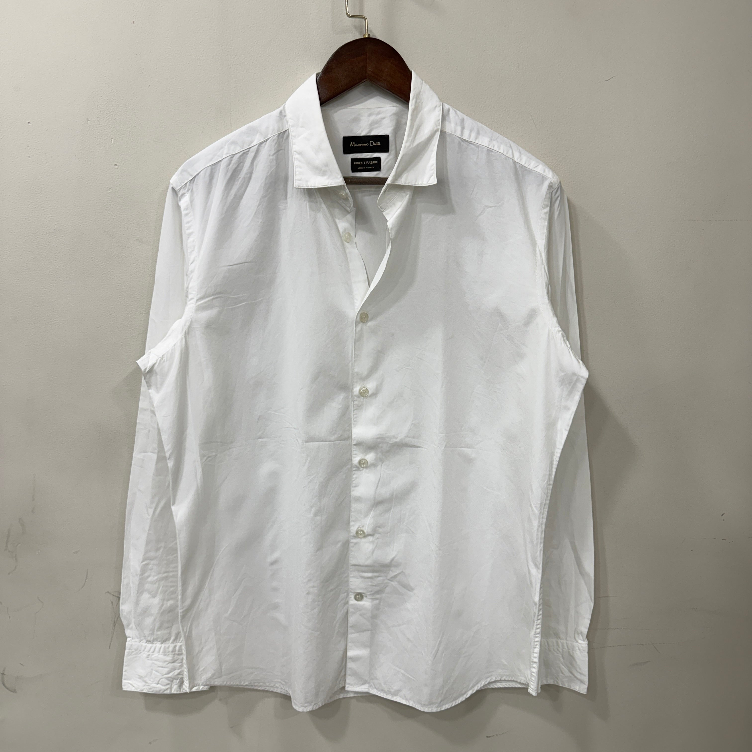 Mossimo Dutti White solid shirt