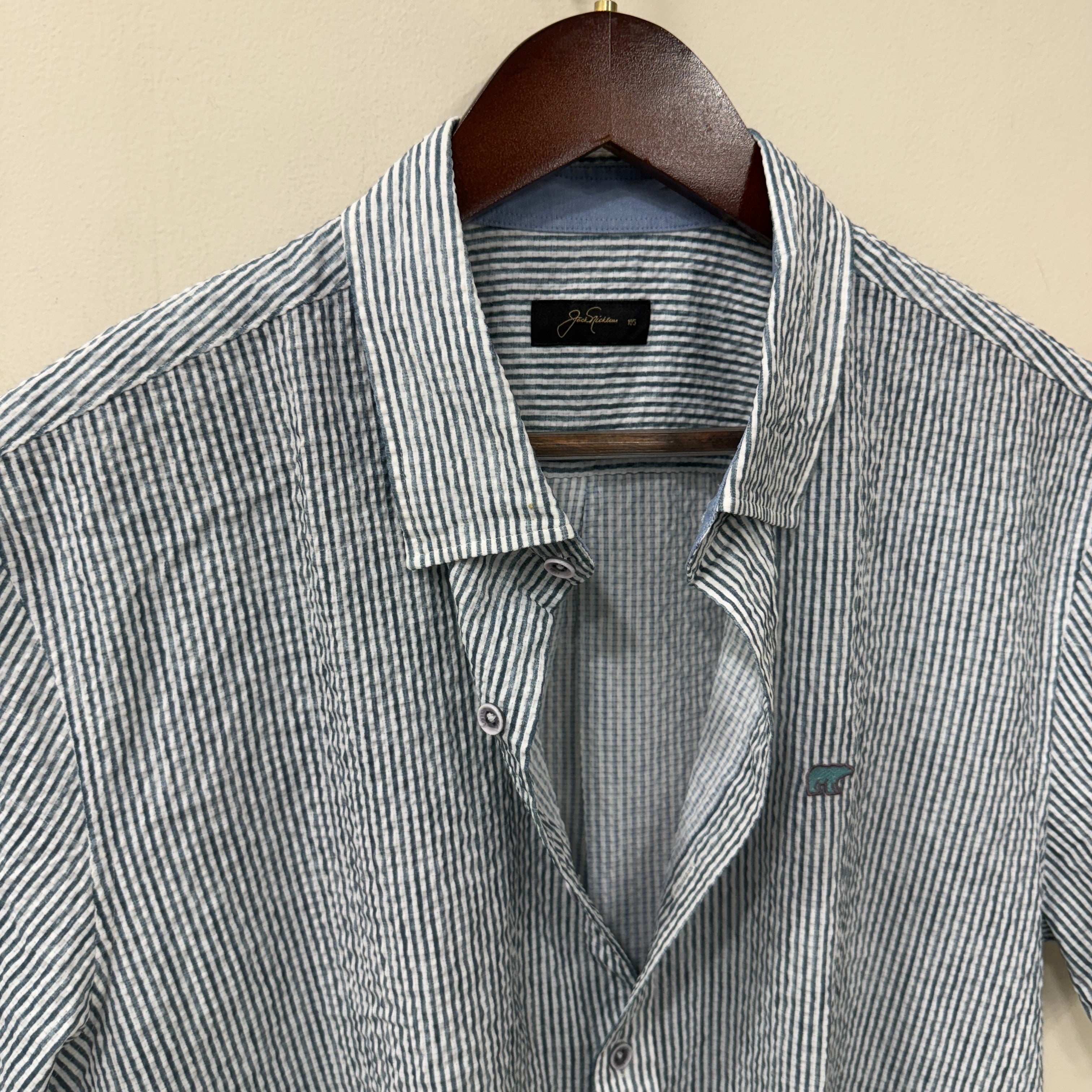 Half sleeve stripes shirt
