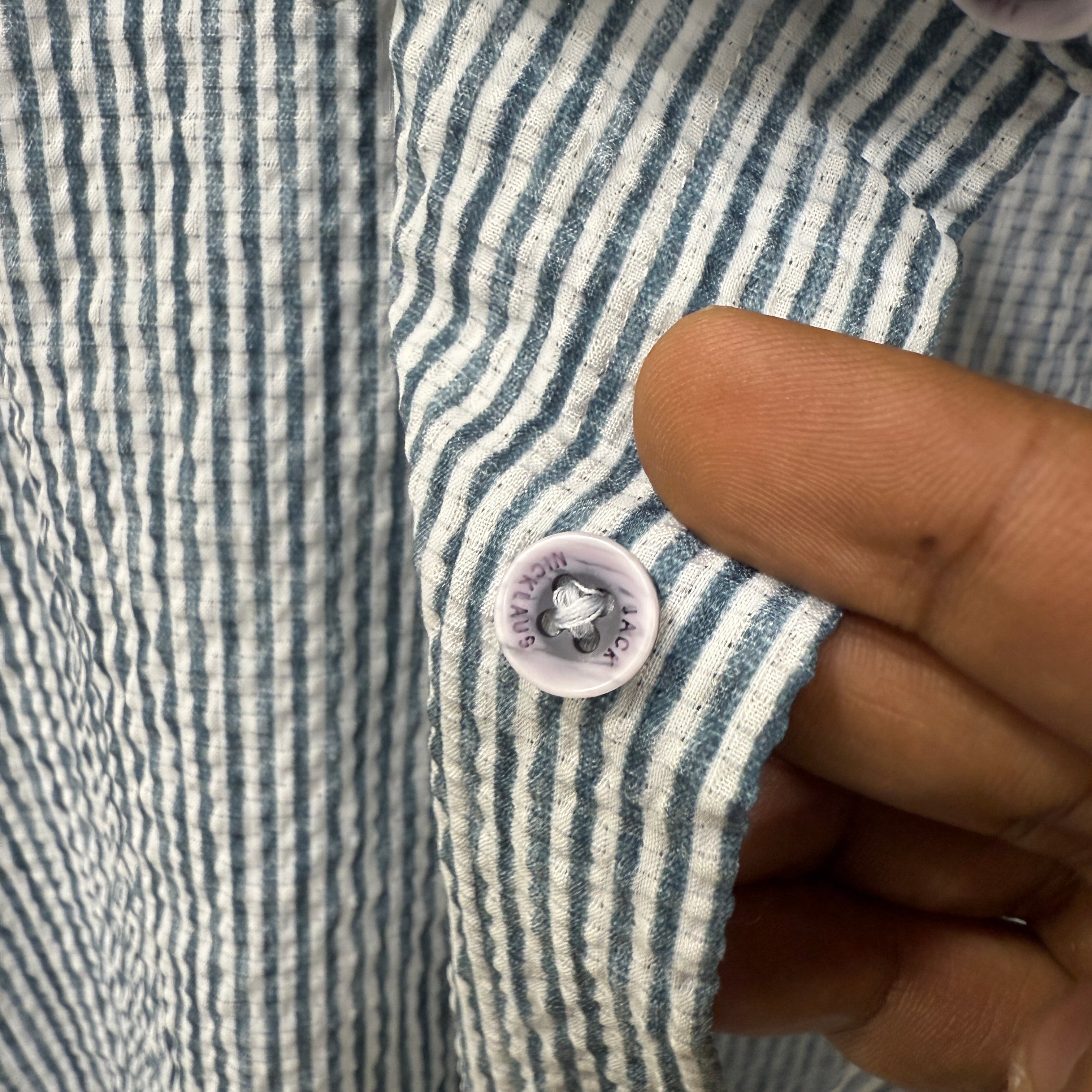 Half sleeve stripes shirt