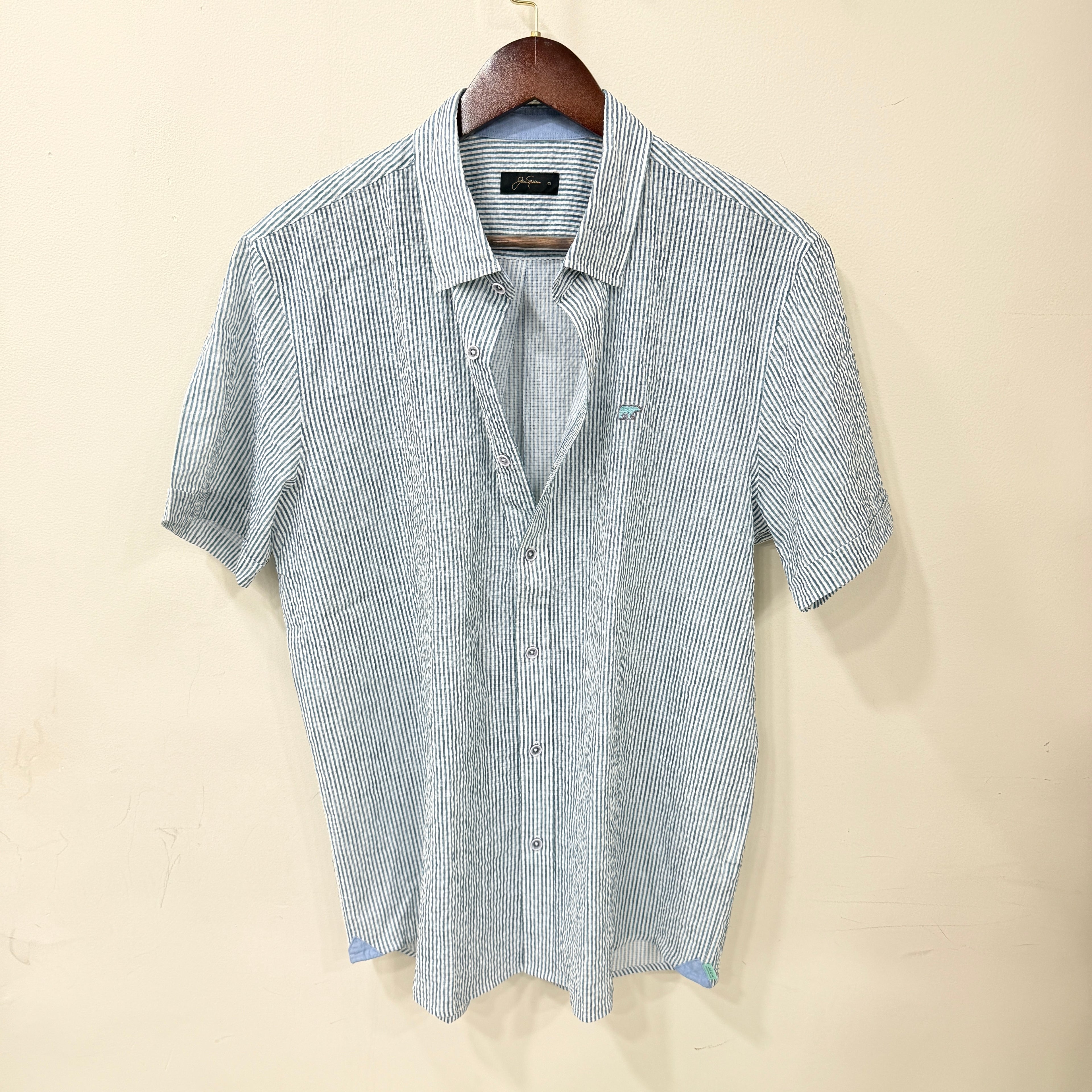 Half sleeve stripes shirt