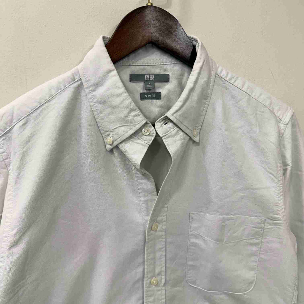 Uniqlo solid shirt
