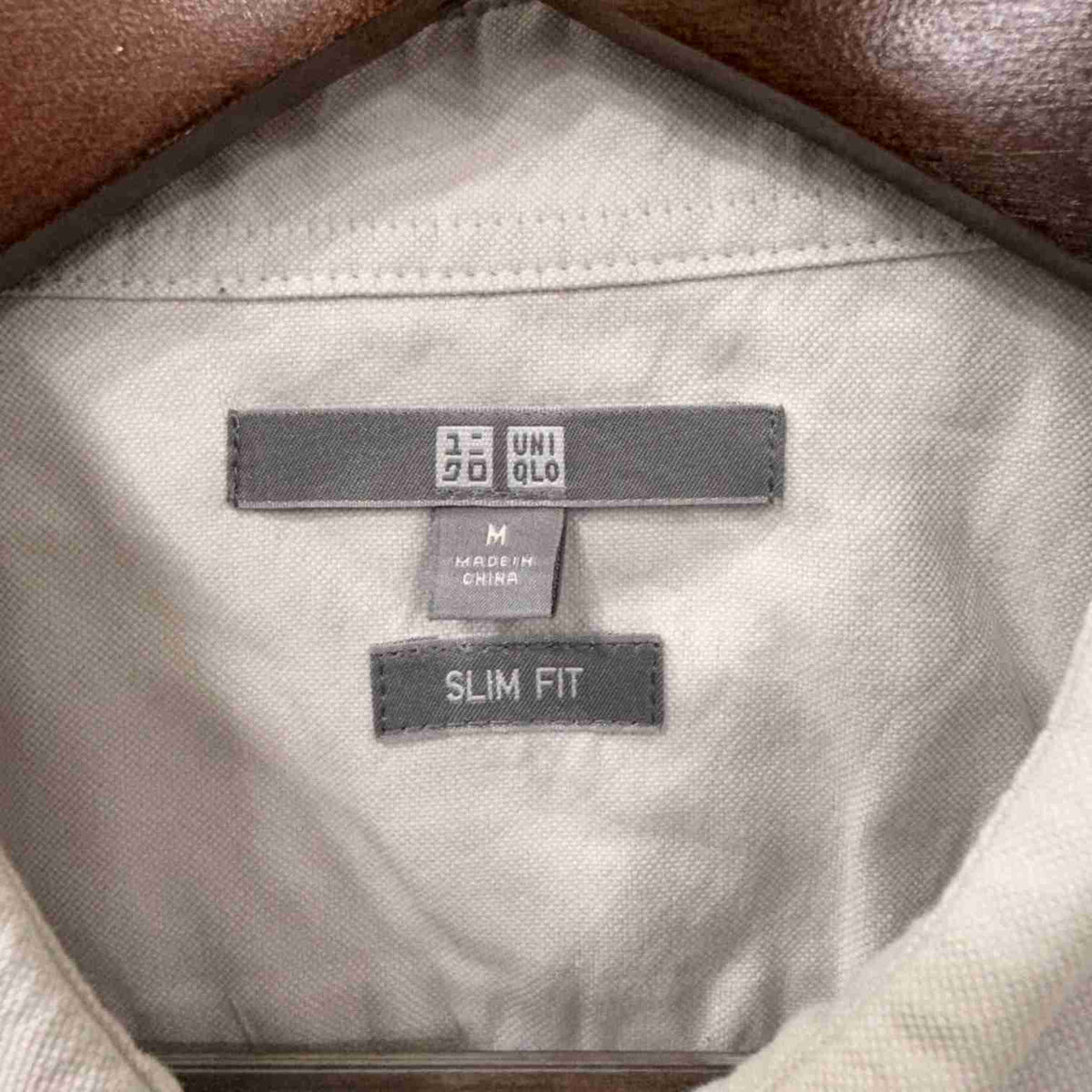 Uniqlo solid shirt