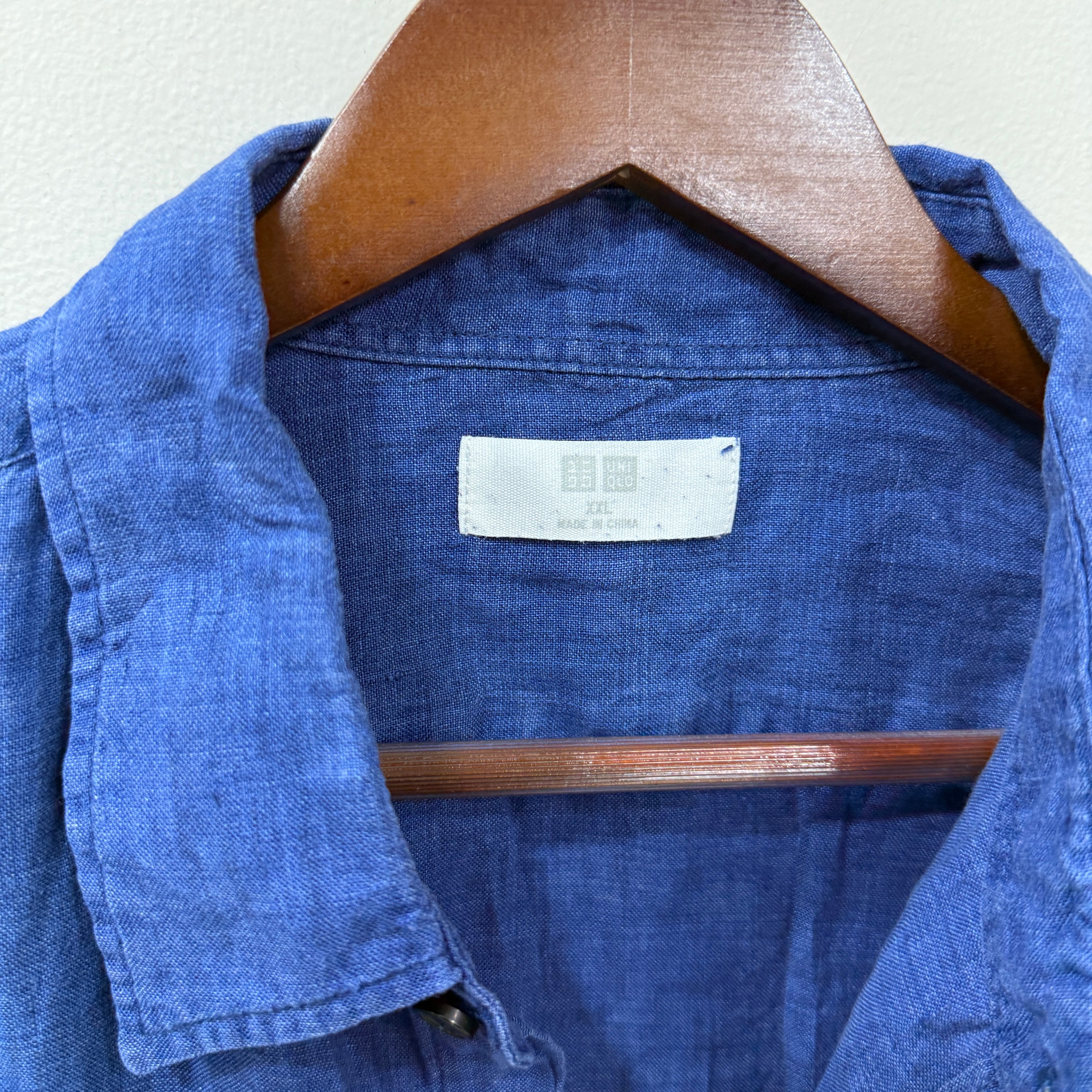 Uniqlo linen shirt