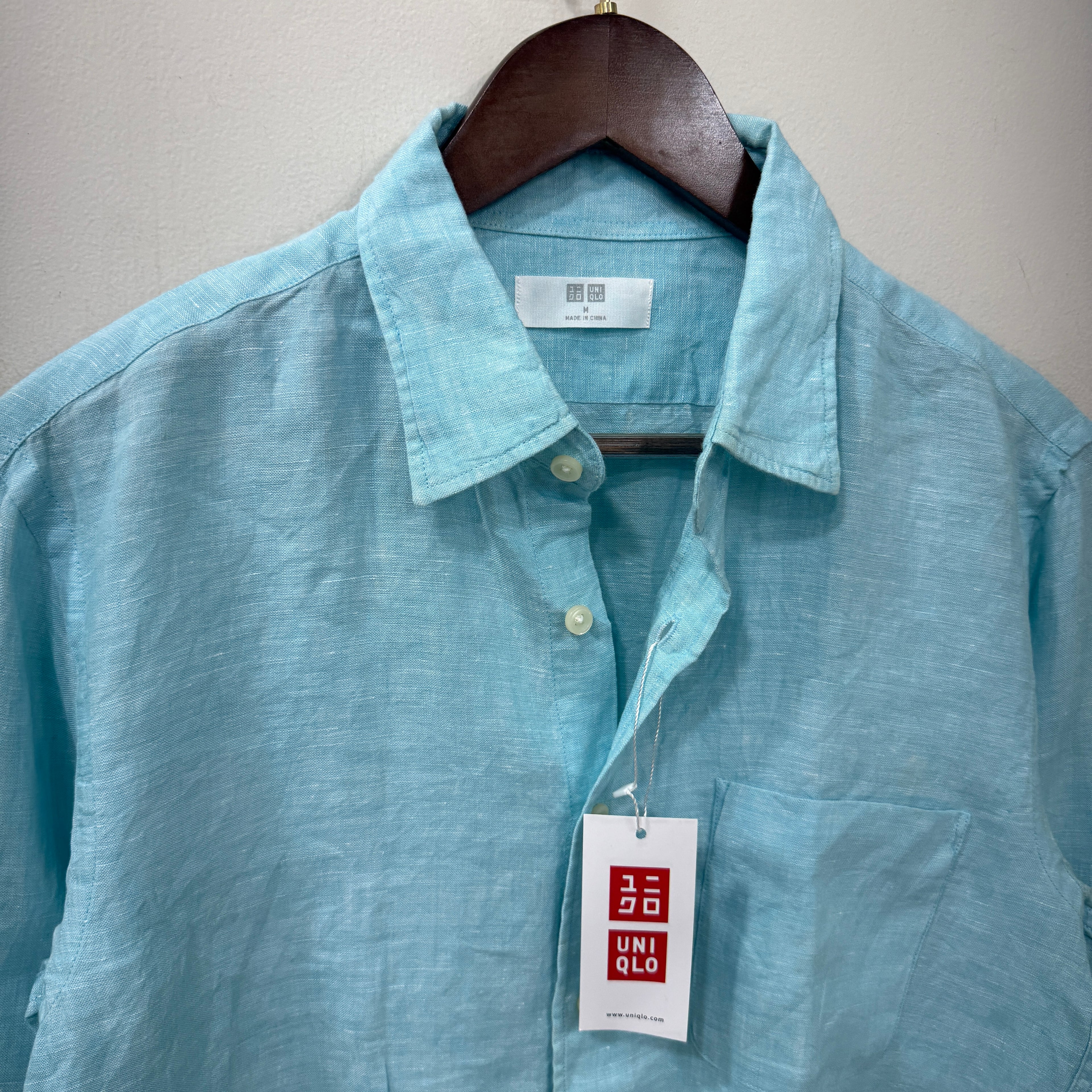 Uniqlo 100% linen shirt