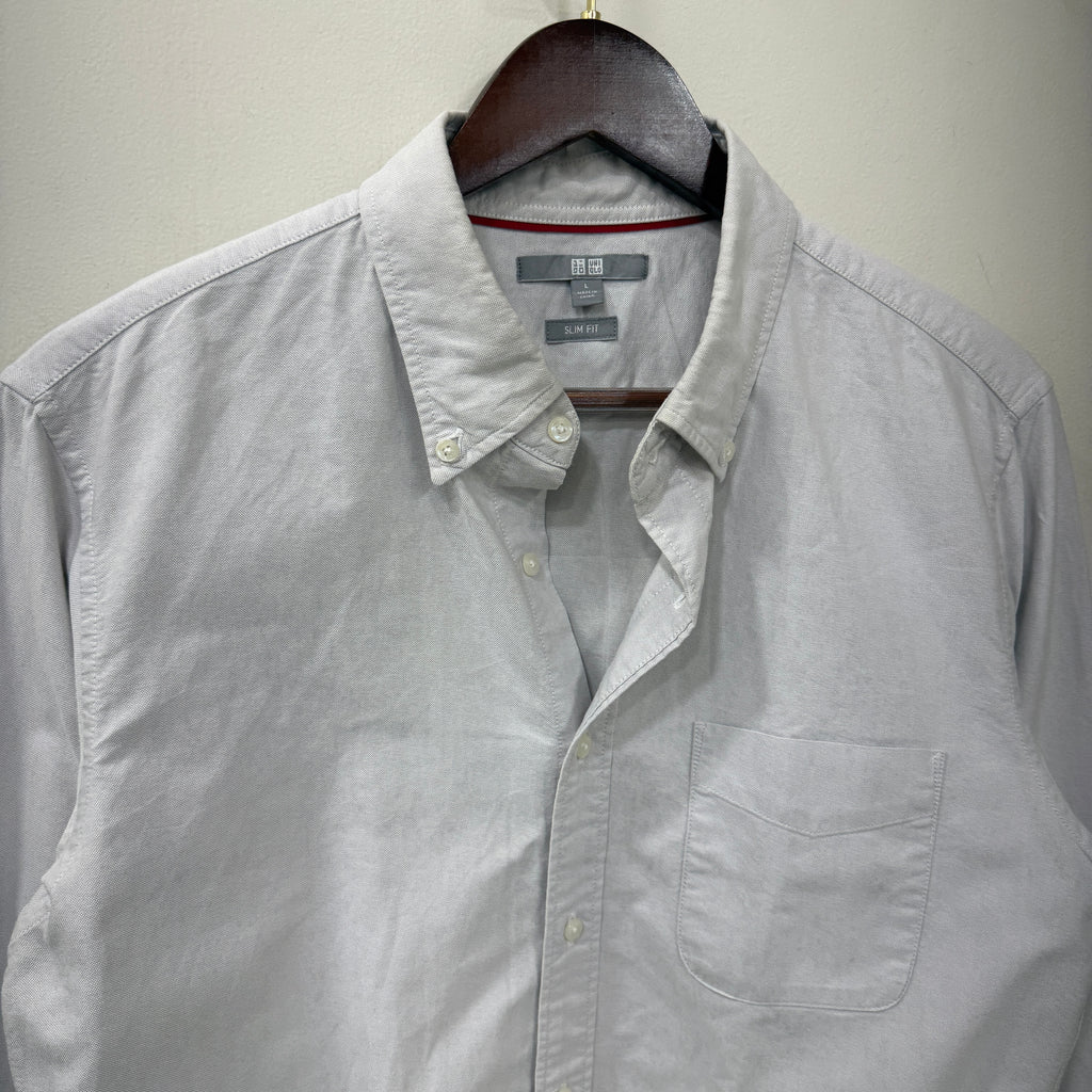 Uniqlo oxford button down shirt