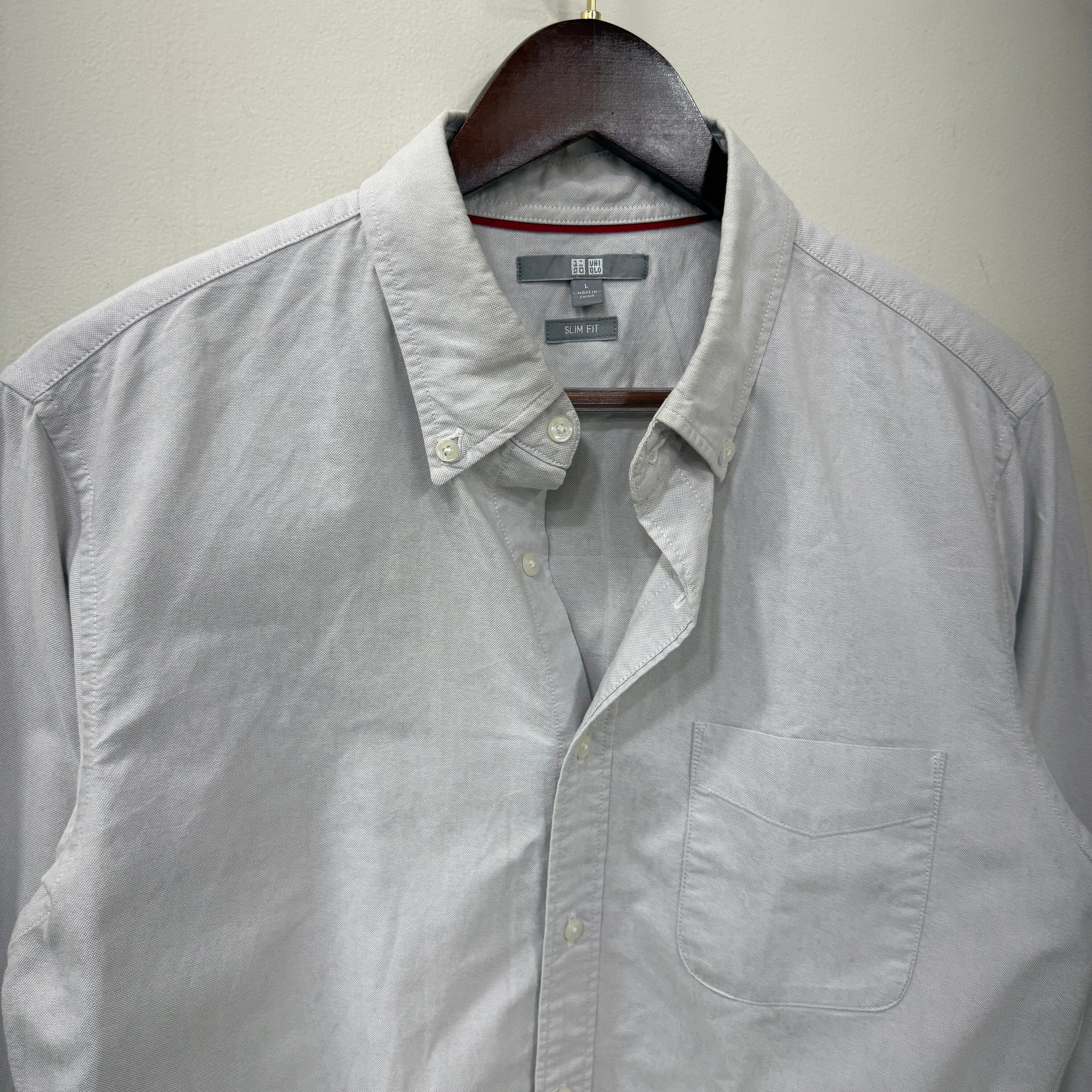 Uniqlo oxford button down shirt