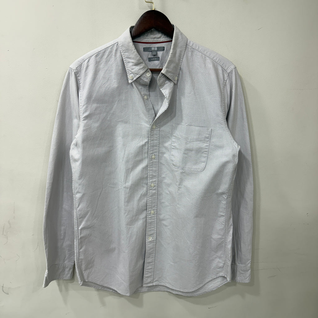 Uniqlo oxford button down shirt