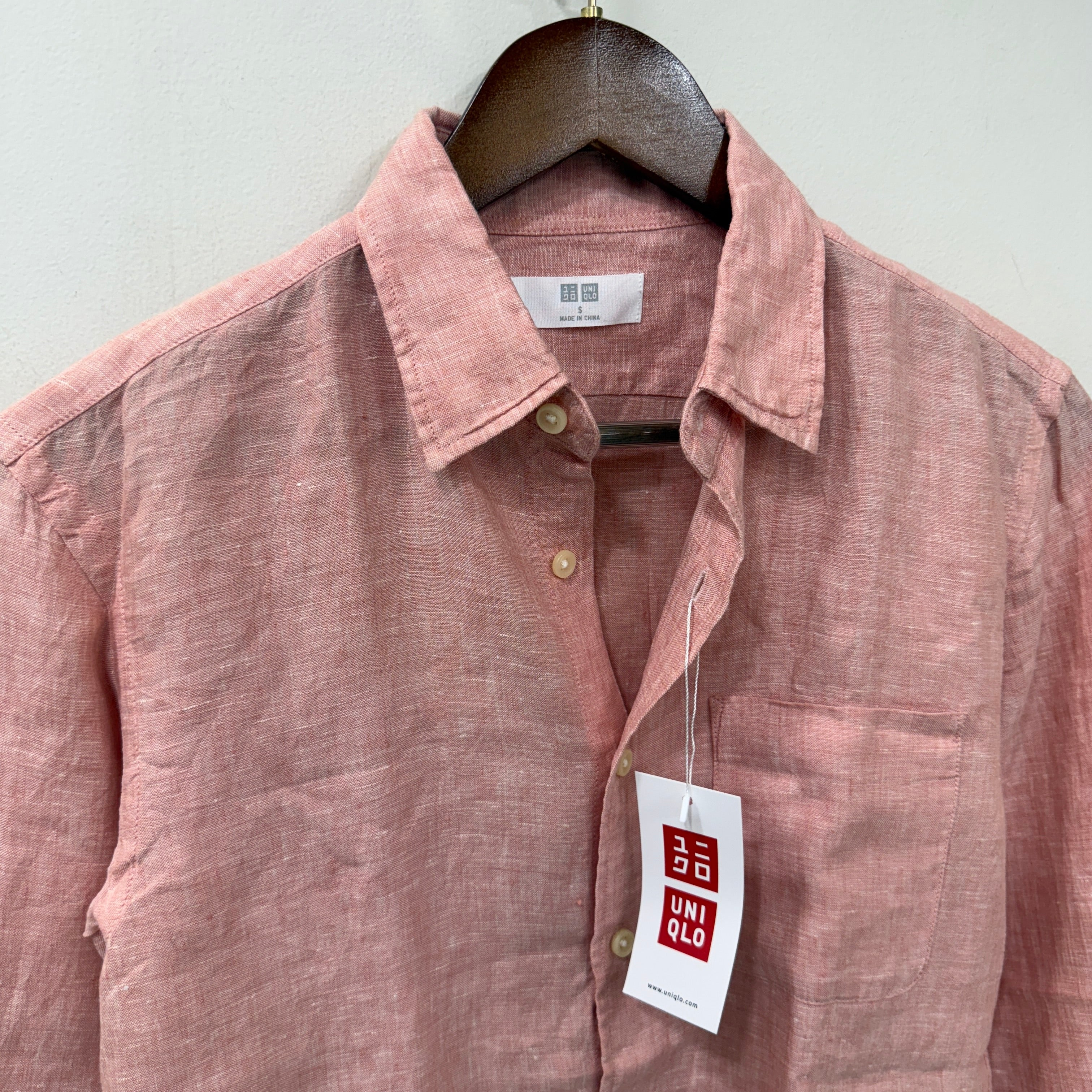 Uniqlo 100% linen shirt