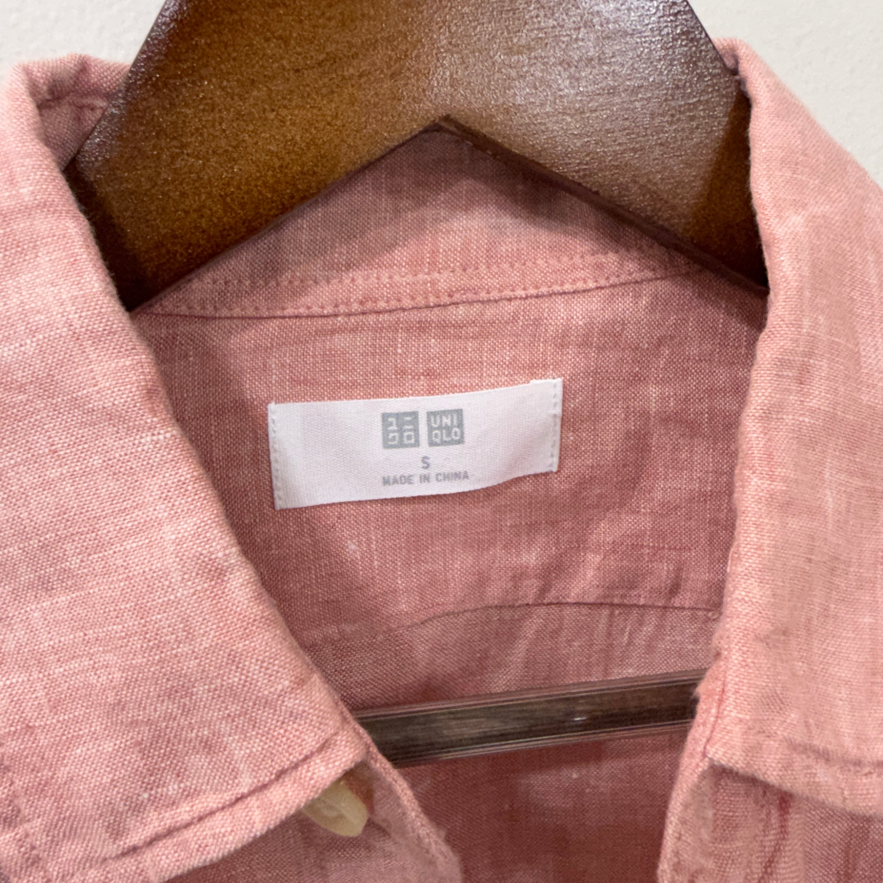 Uniqlo 100% linen shirt