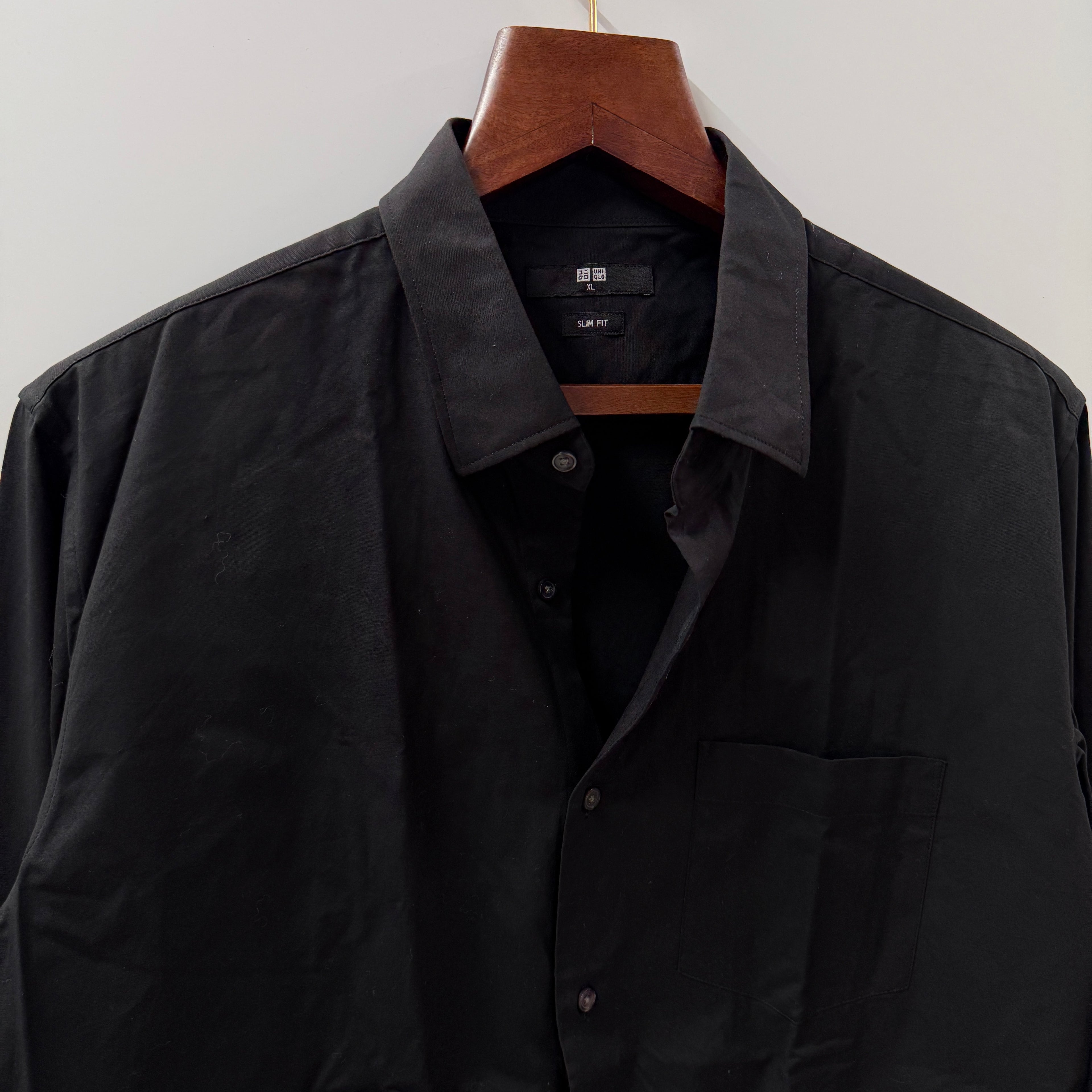 Uniqlo jet black shirt