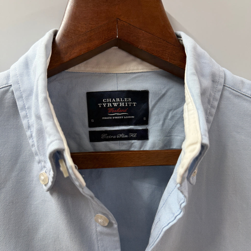 Charles Tyrwhitt blue solid oxford button down shirt
