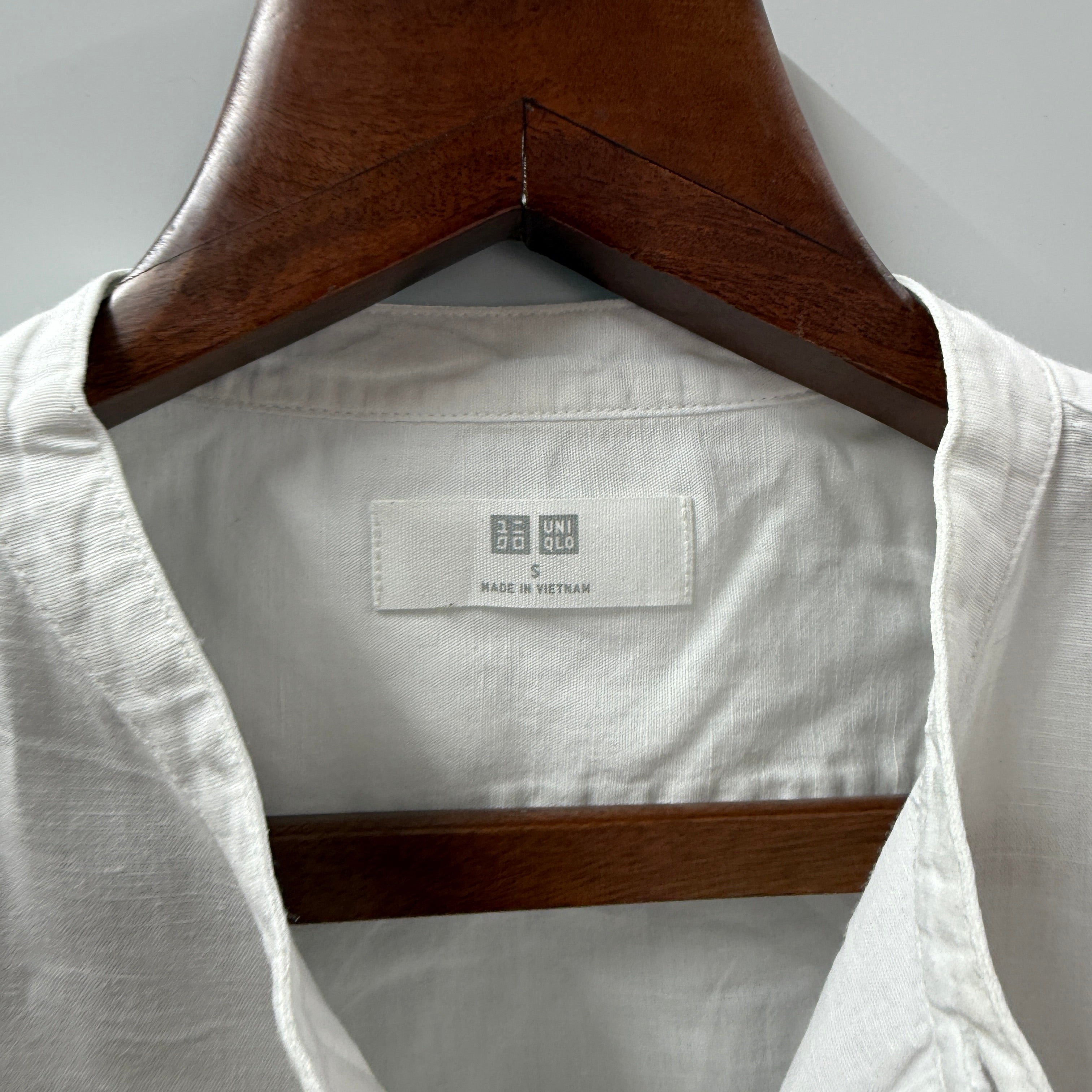 Uniqlo linen chinese collar shirt