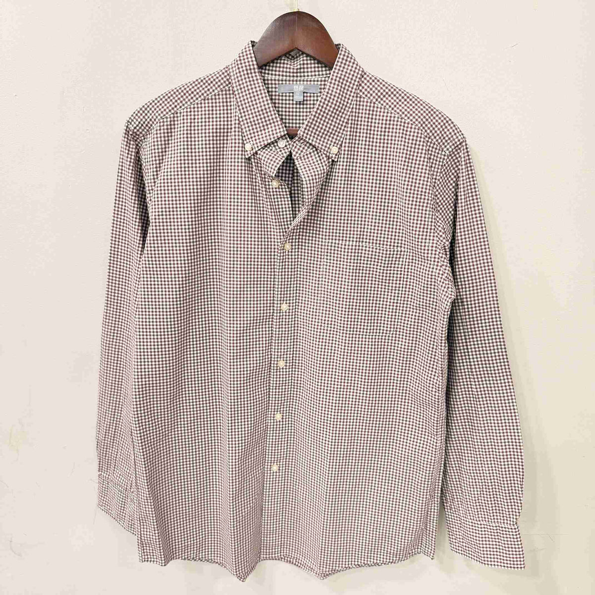 Uniqlo checkered shirt