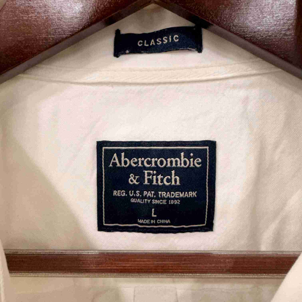 Abercrombie & Fitch white solid shirt