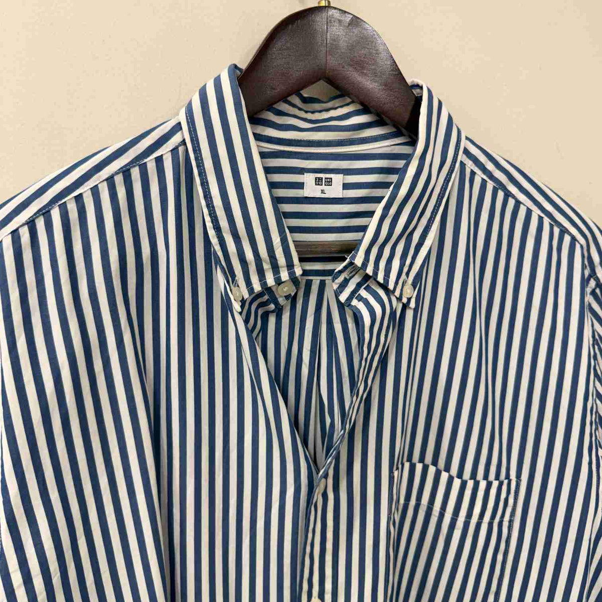 Uniqlo stripes shirt